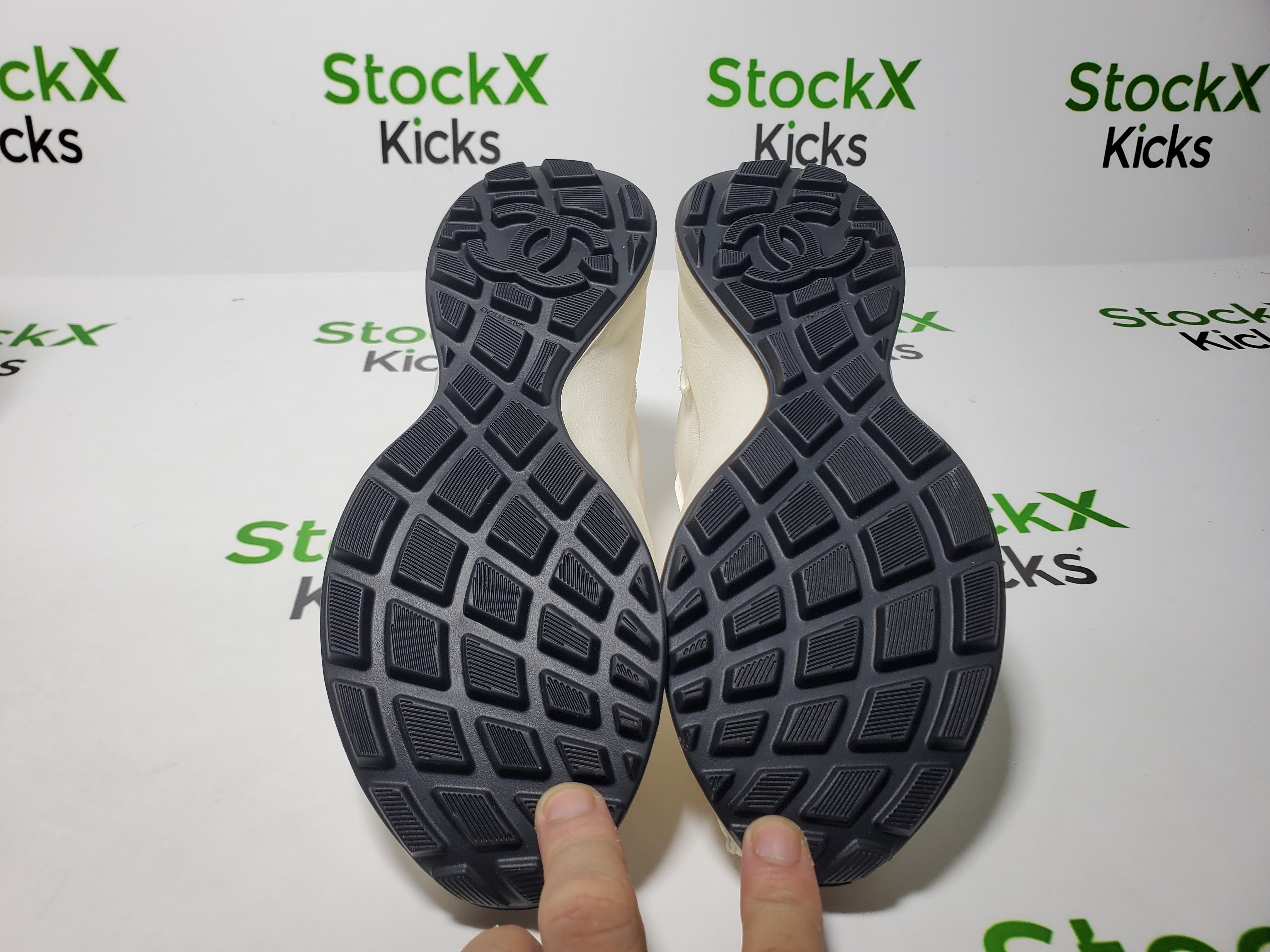 Chanel CC Logo Sneaker White review Stockxkicks 05