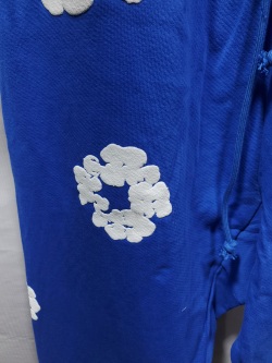 Denim Tears The Cotton Wreath Sweatpants Royal Blue review Stockxkicks 02