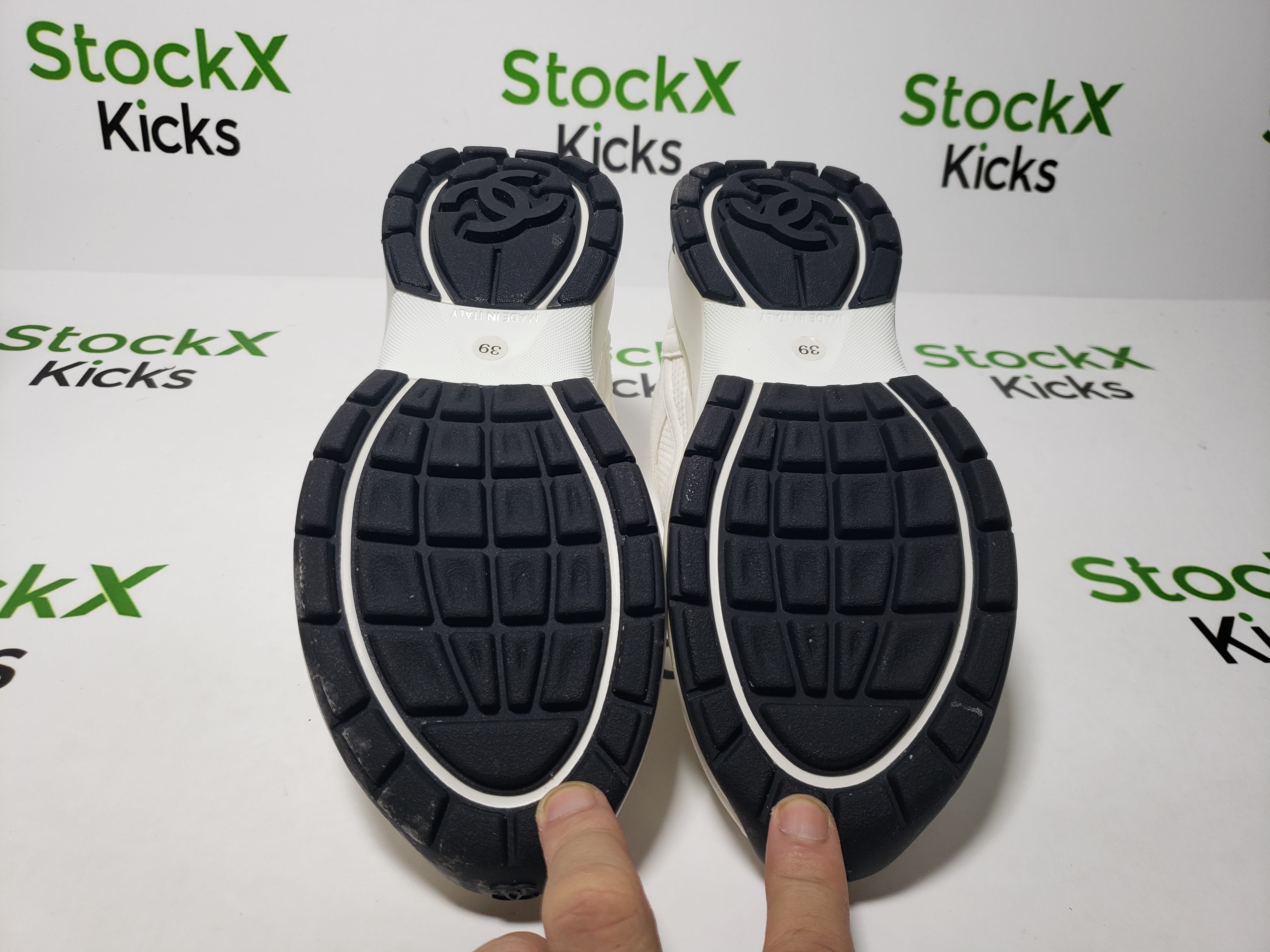 Chanel CC Logo Sneaker White review Stockxkicks 05