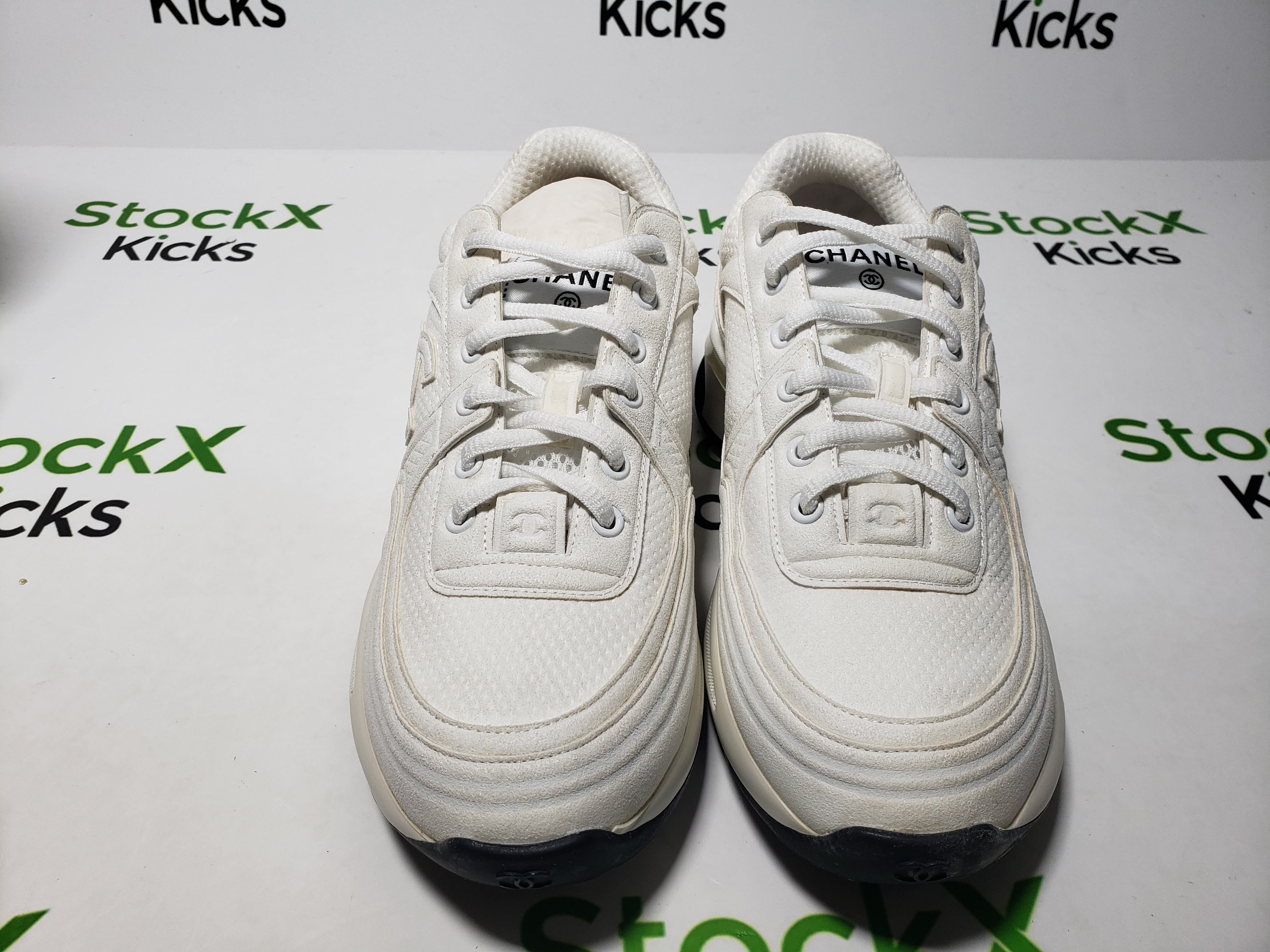 Chanel CC Logo Sneaker White review Stockxkicks 04