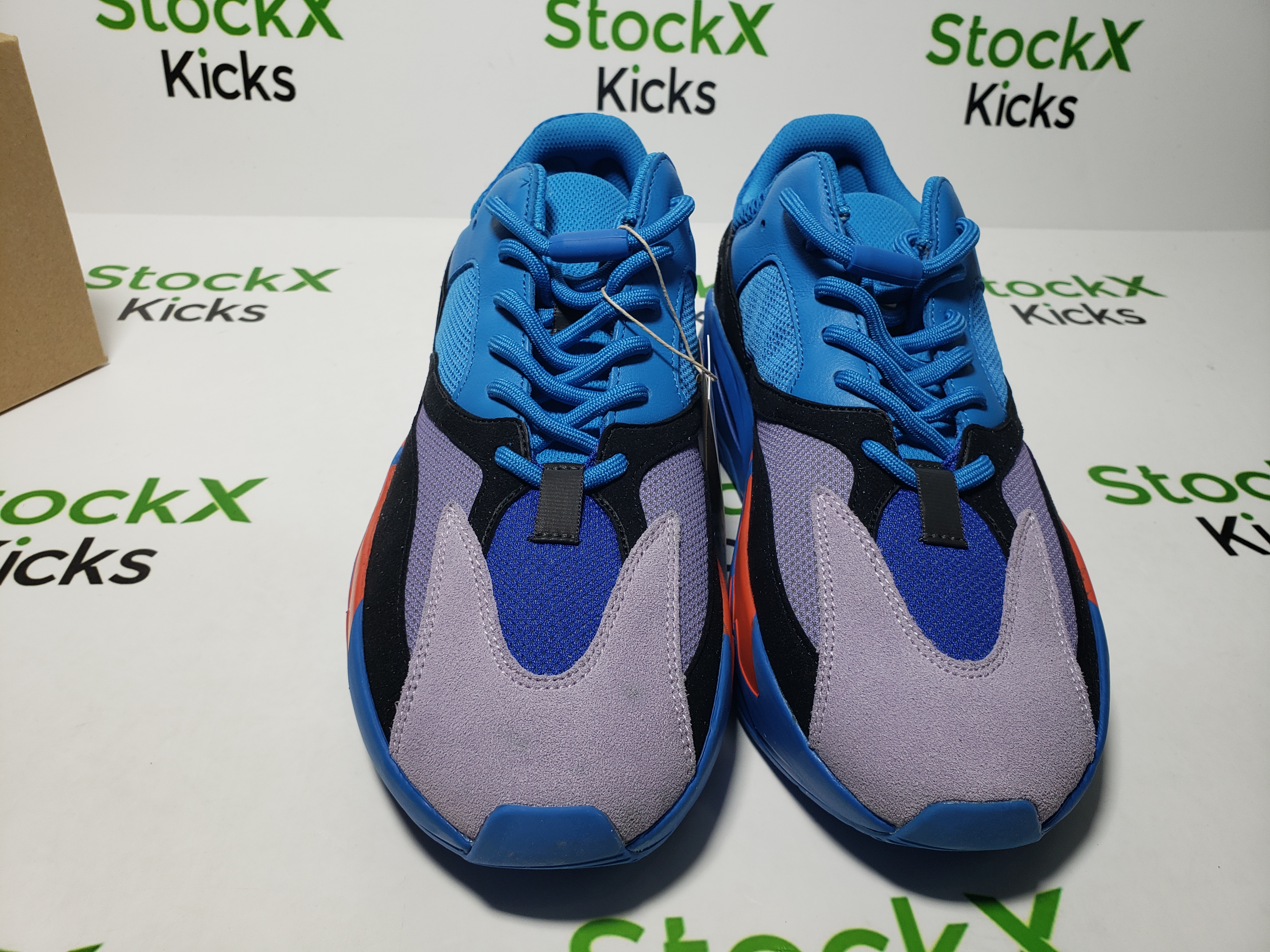 LJR Batch adidas Yeezy Boost 700 Hi-Res Blue HP6674 review Stockxkicks 04