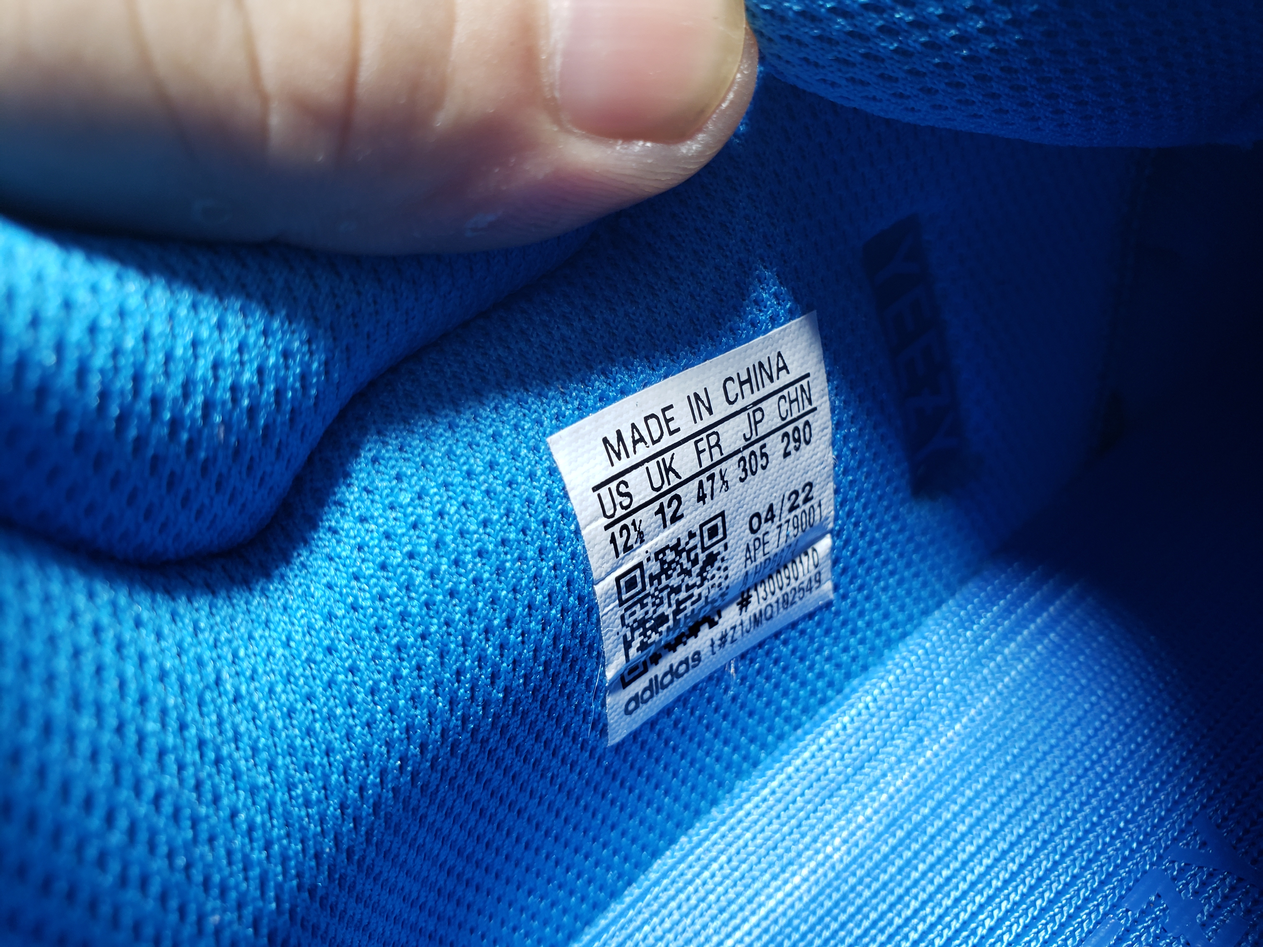 LJR Batch adidas Yeezy Boost 700 Hi-Res Blue HP6674 review Stockxkicks 06