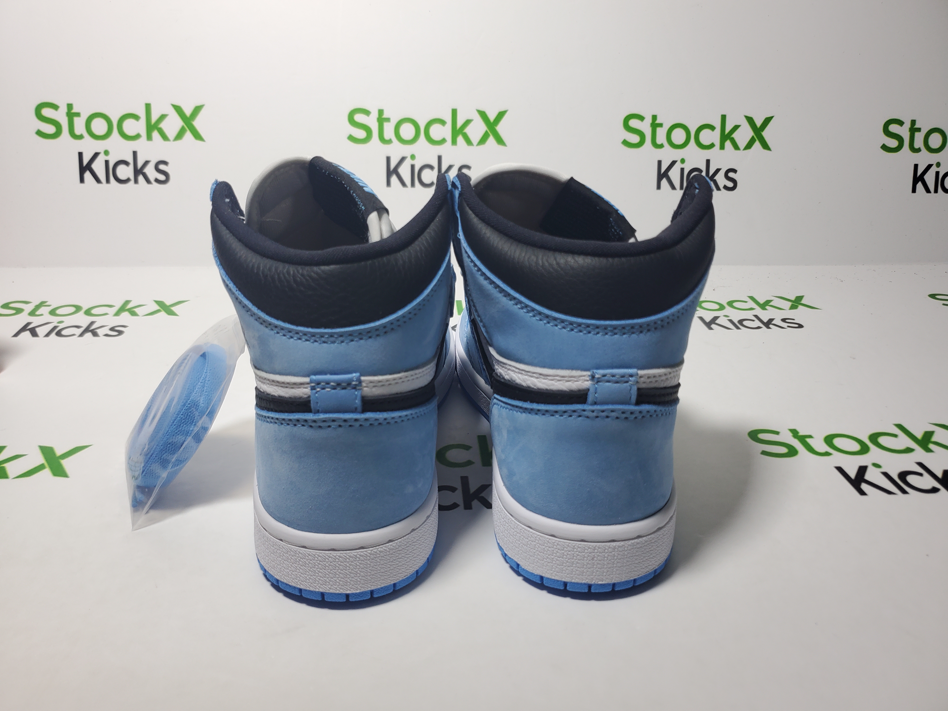 H12 Batch Air Jordan 1 Retro High White University Blue Black 555088-134 review Stockxkicks 03