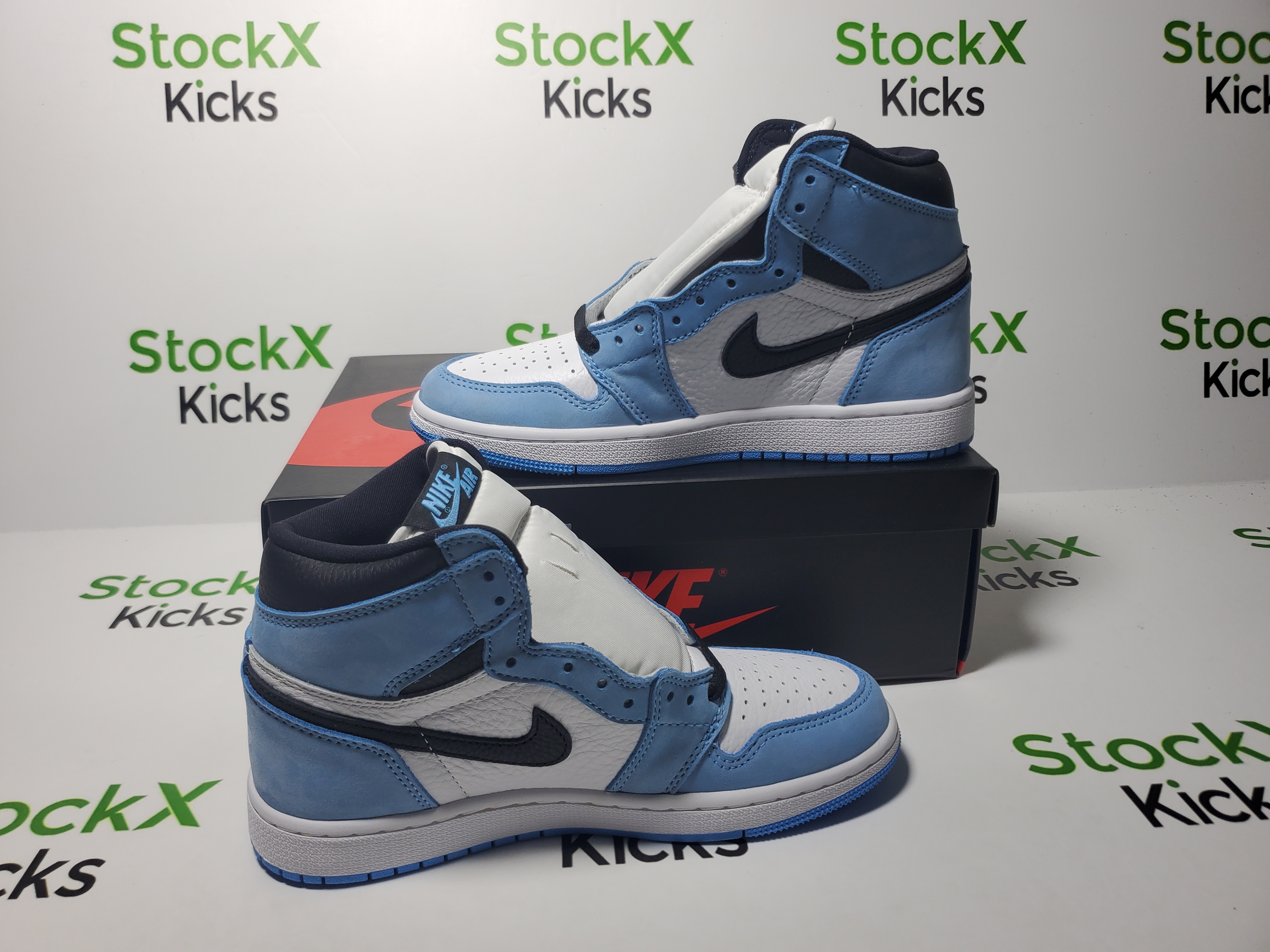 H12 Batch Air Jordan 1 Retro High White University Blue Black 555088-134 review Stockxkicks 02