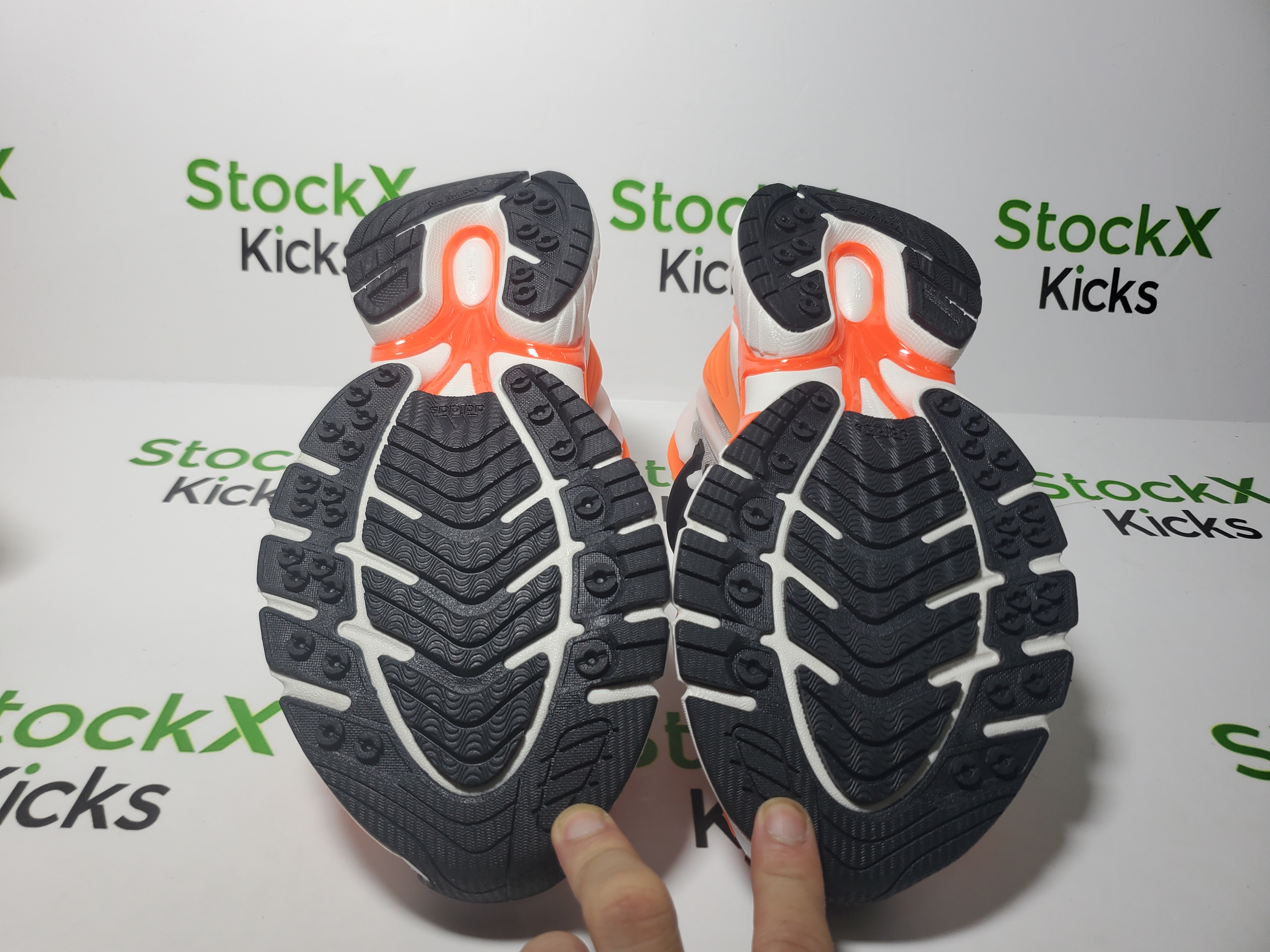 Pharrell x adidas Adistar Jellyfish 'Focus Olive Orange' JP9261 review Stockxkicks 01