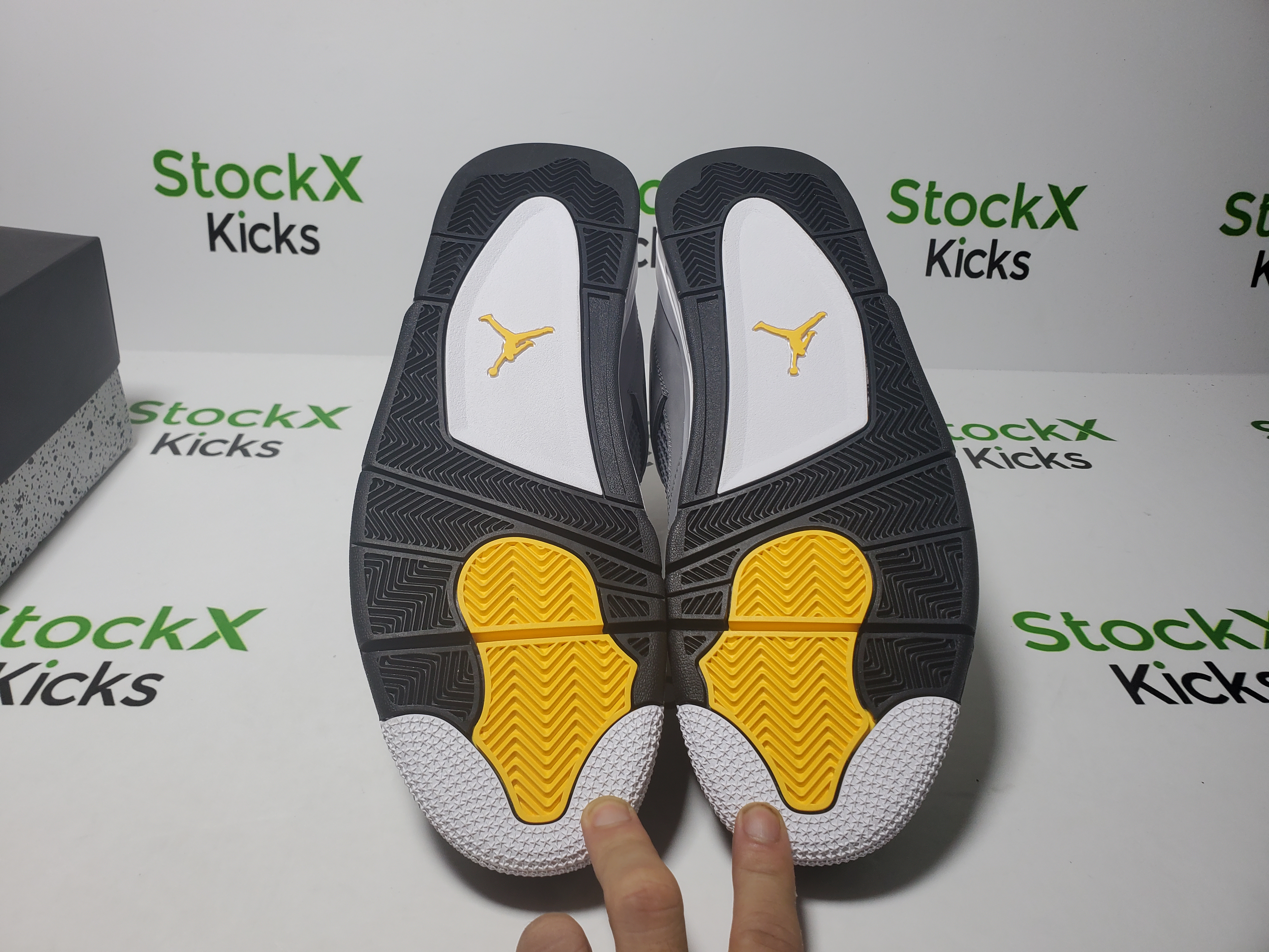 PK God Batch Air Jordan 4 Retro Cool Grey (2019) 308497-007 review Stockxkicks 05