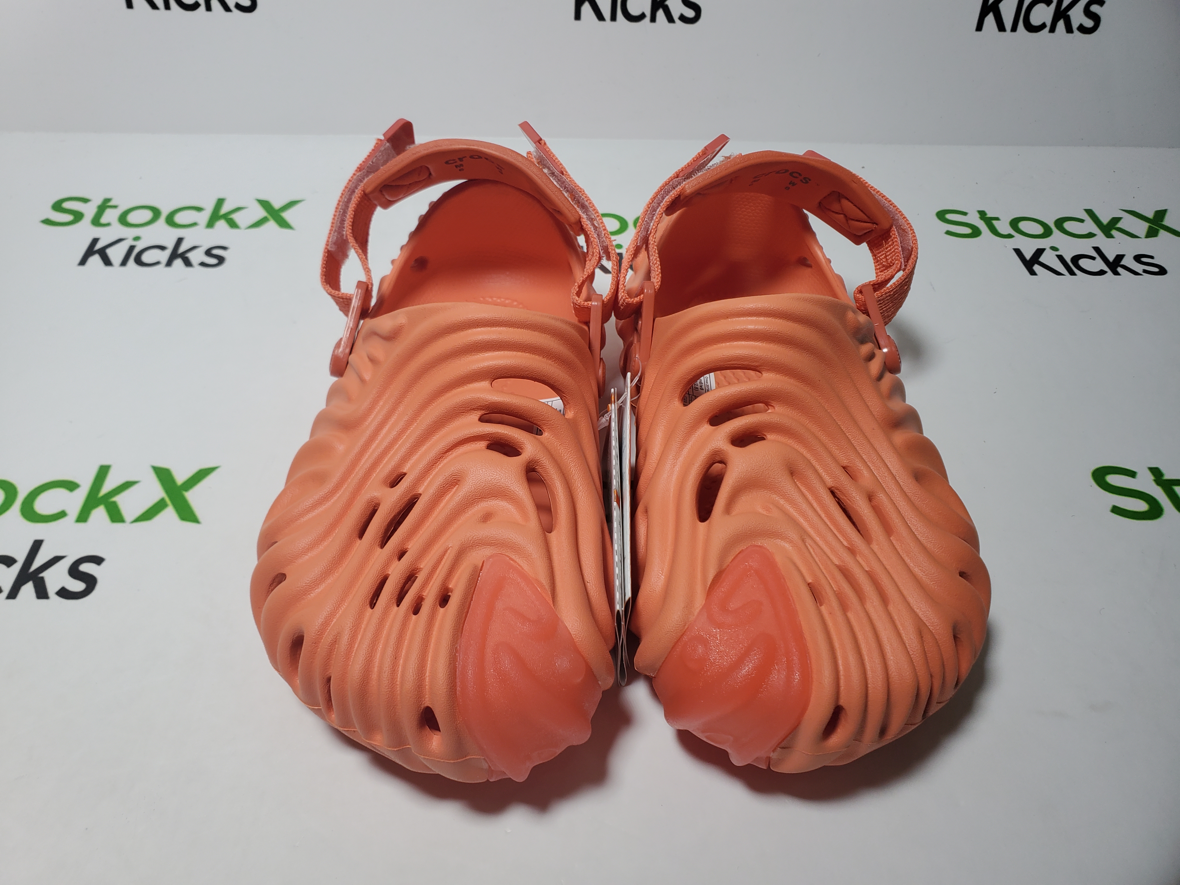 Saleke Bembury x Crocs Pollex Clog Orange 207393-6RL review Stockxkicks 04