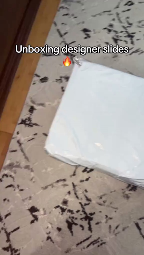 DIOR ALPHA Sandals 3SA081YXV_H961 review 