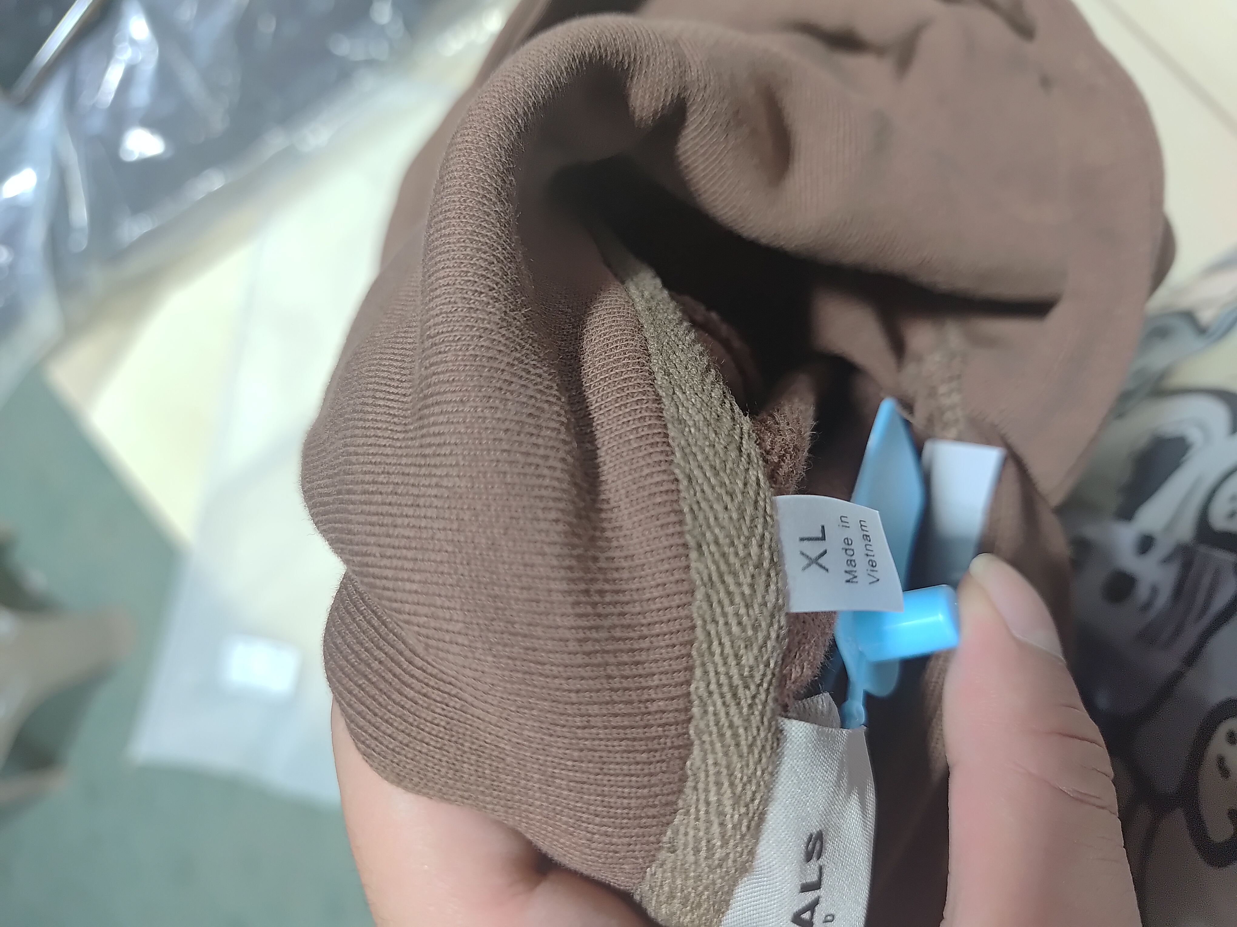 Fear Of God Essentials Pullover Hoodie BROWN review Stockxkicks 03