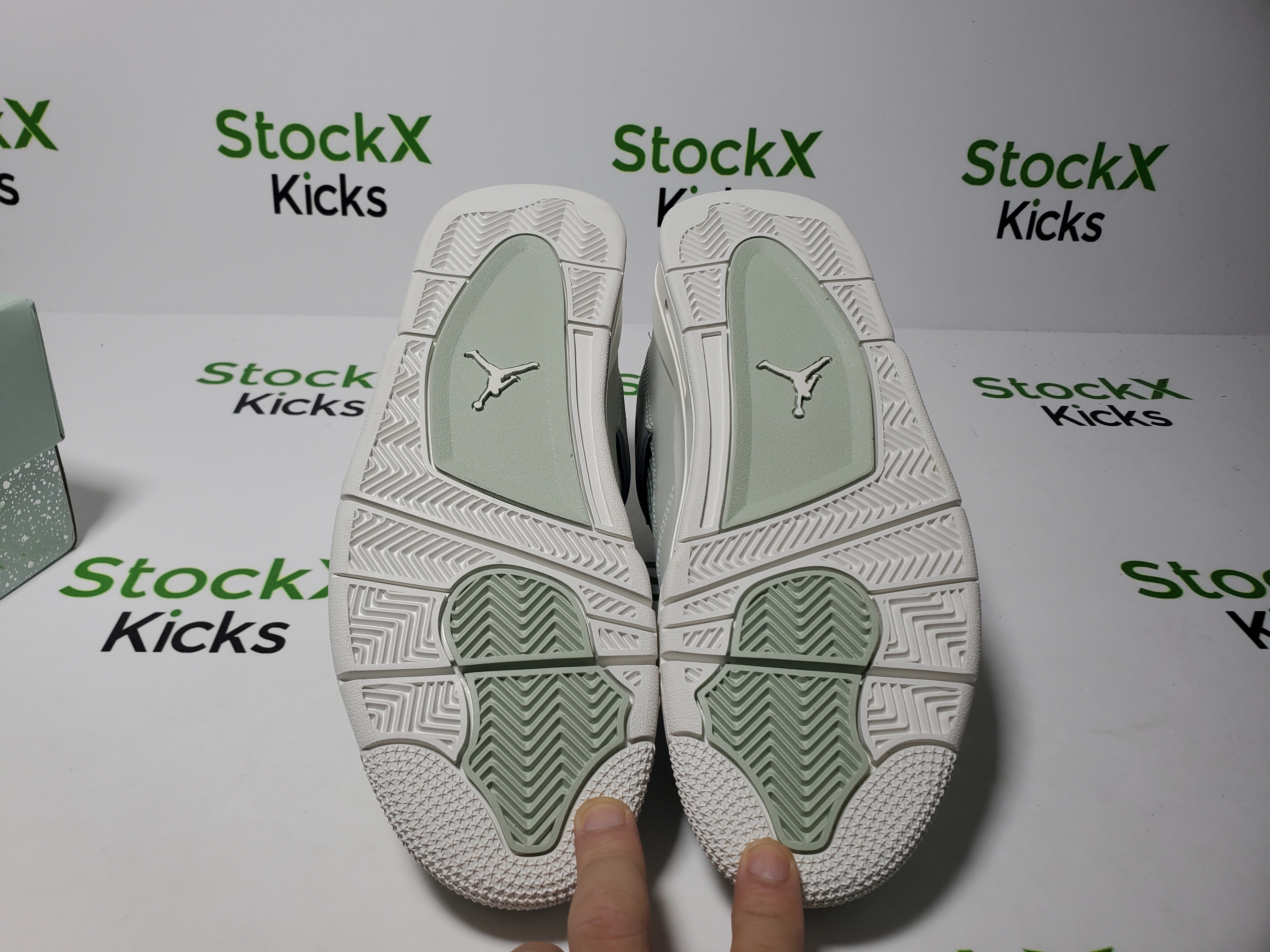 PK God Batch Air Jordan 4 Retro 'Seafoam Sail' HV0823-003 review Stockxkicks 05