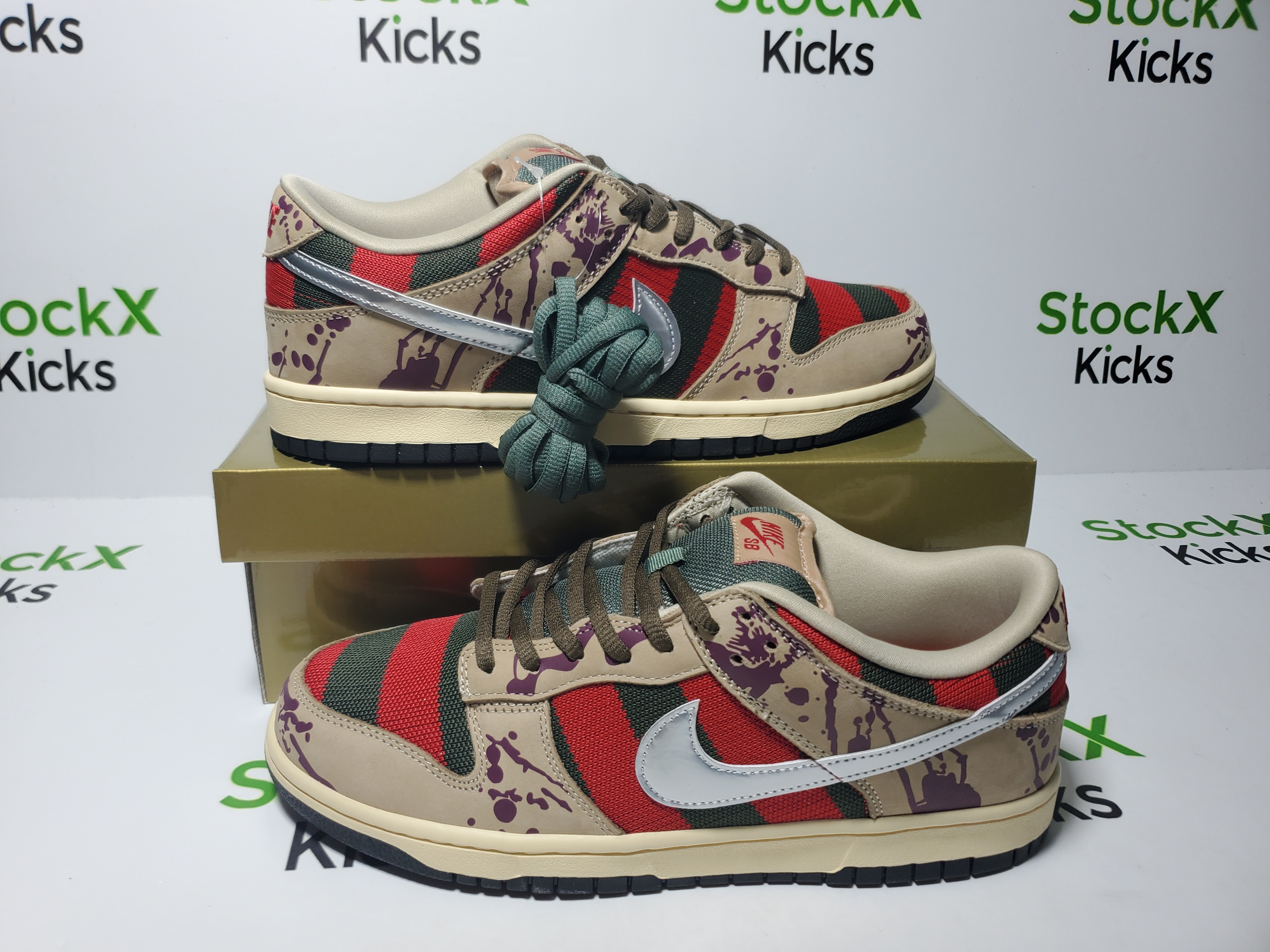LJR Batch Nike SB Dunk Low Freddy Krueger 313170-202 review Stockxkicks 02
