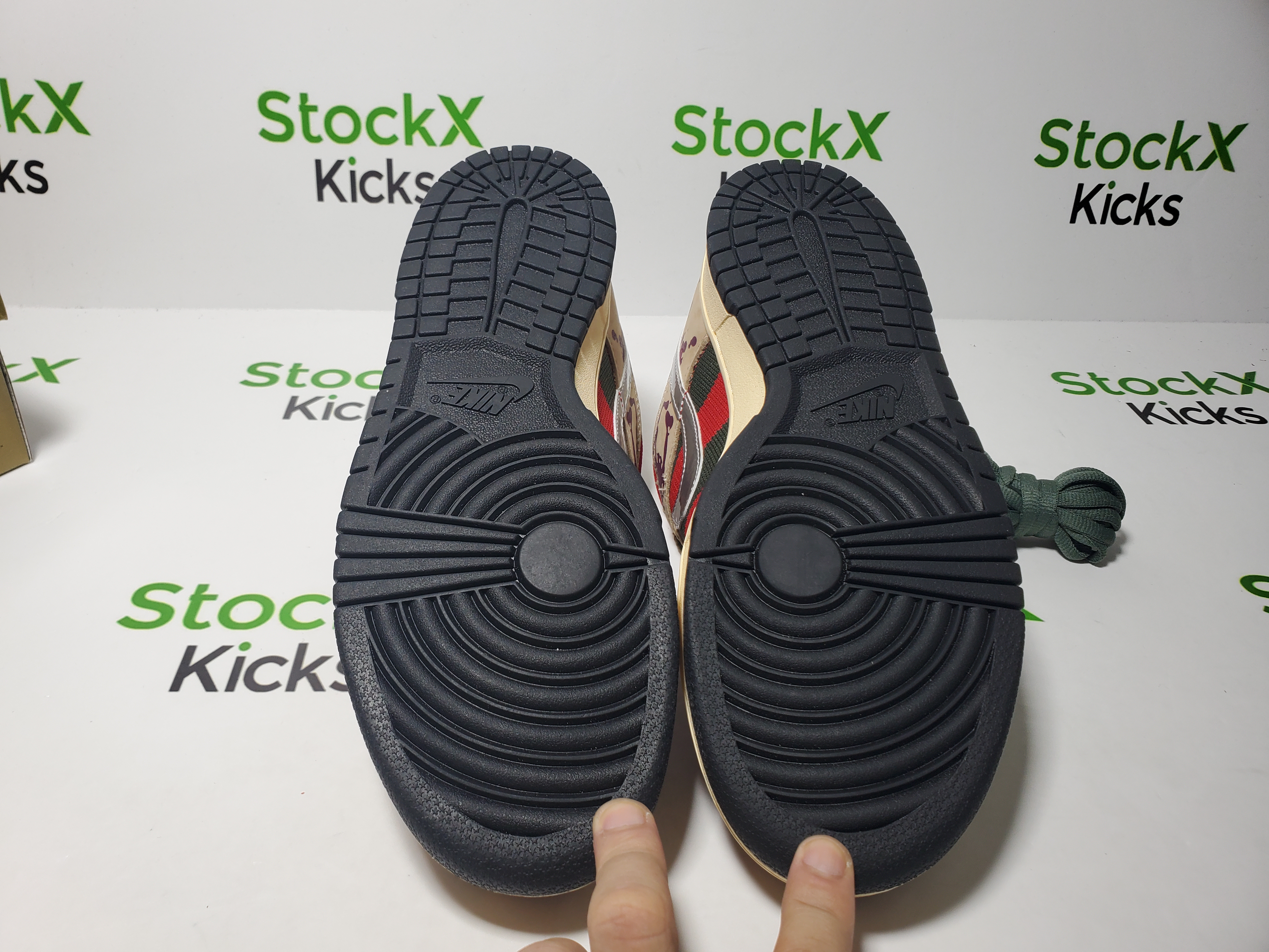 LJR Batch Nike SB Dunk Low Freddy Krueger 313170-202 review Stockxkicks 05
