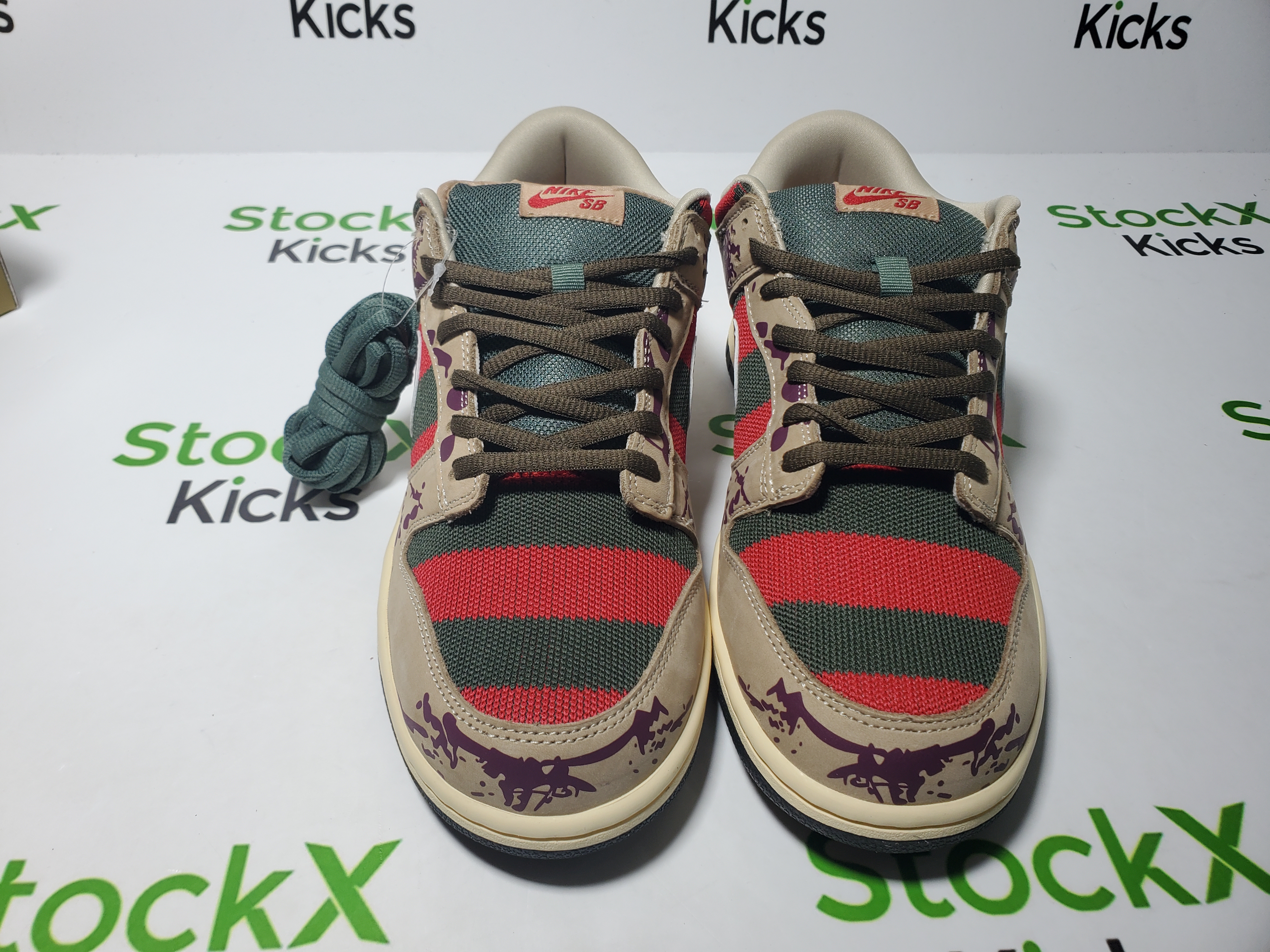LJR Batch Nike SB Dunk Low Freddy Krueger 313170-202 review Stockxkicks 04