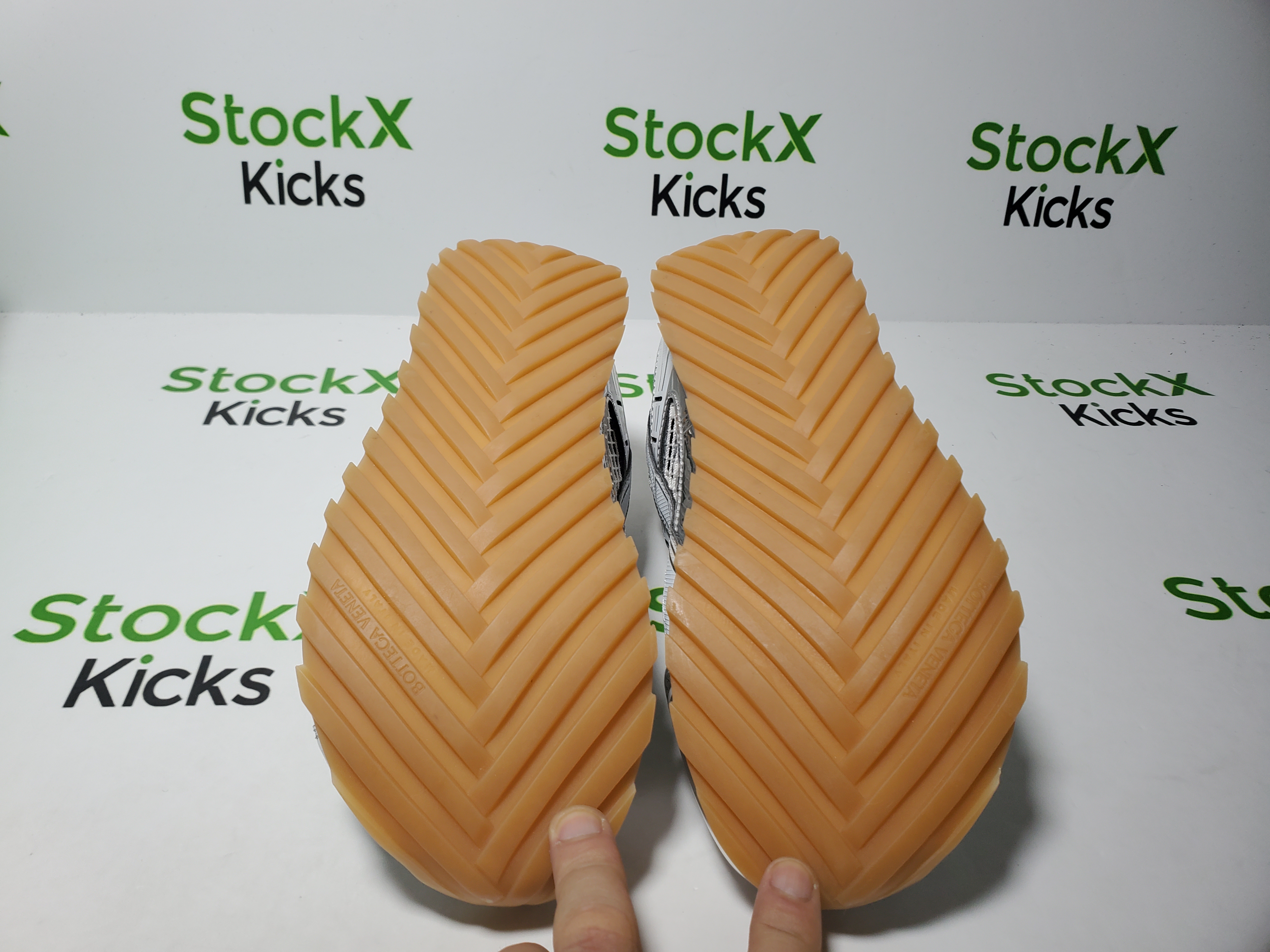 【Top PK Version】Bottega Veneta Orbit Silver White review Stockxkicks 05