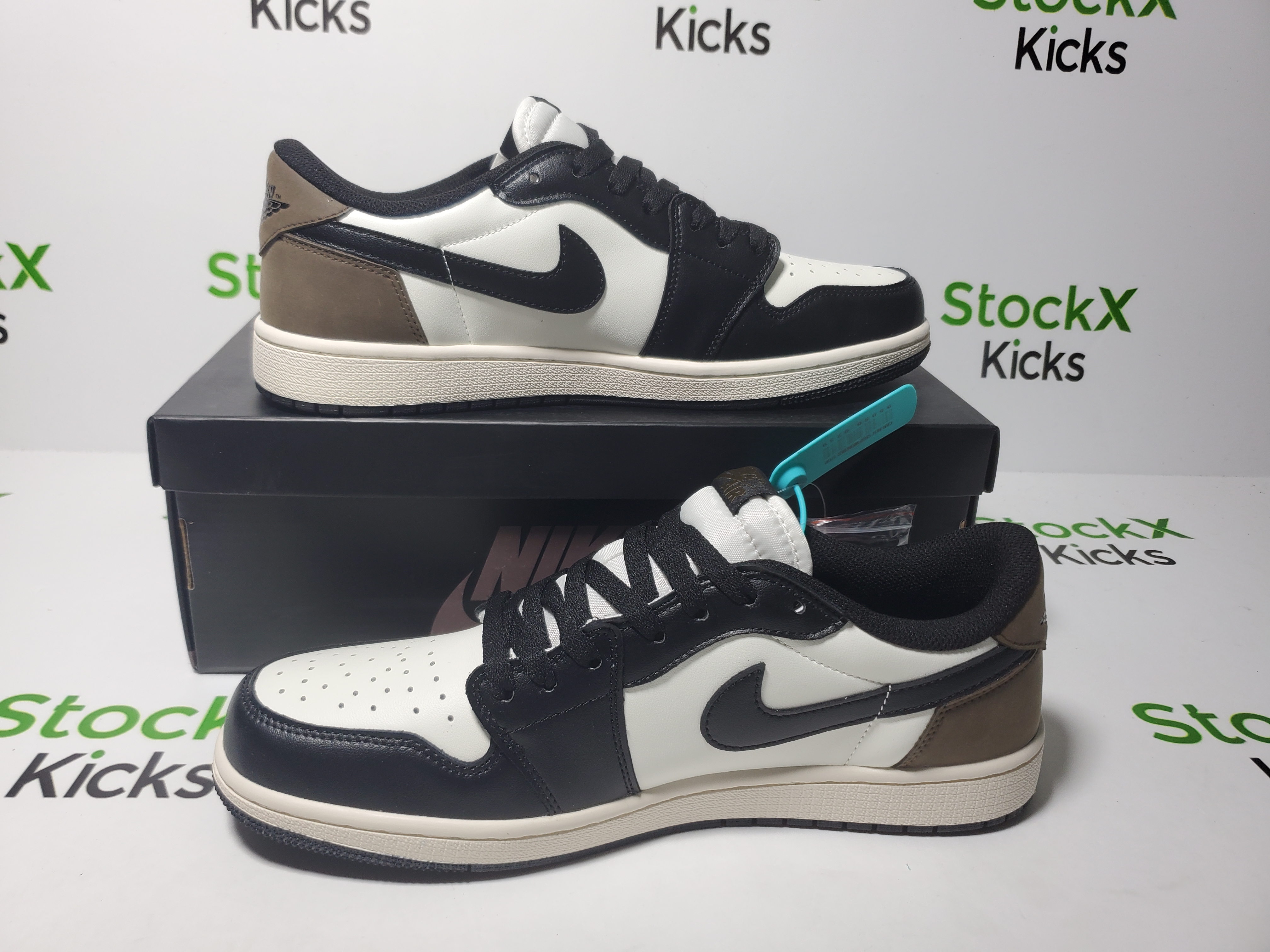 LJR Batch Air Jordan 1 Retro Low OG Mocha CZ0790-102 review Stockxkicks 02