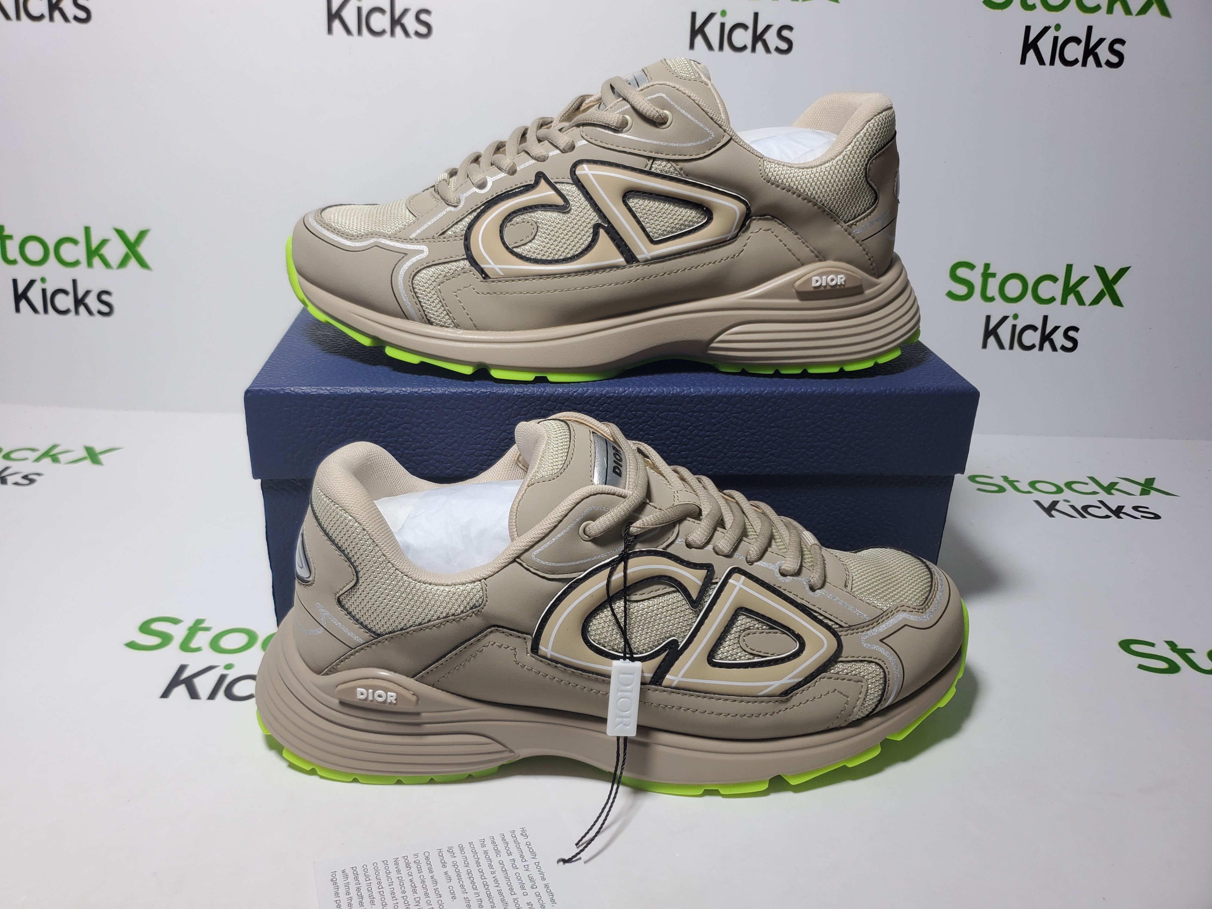 Dior B30 Sneakers Khaki 3SN279ZMA-16141 review Stockxkicks 01