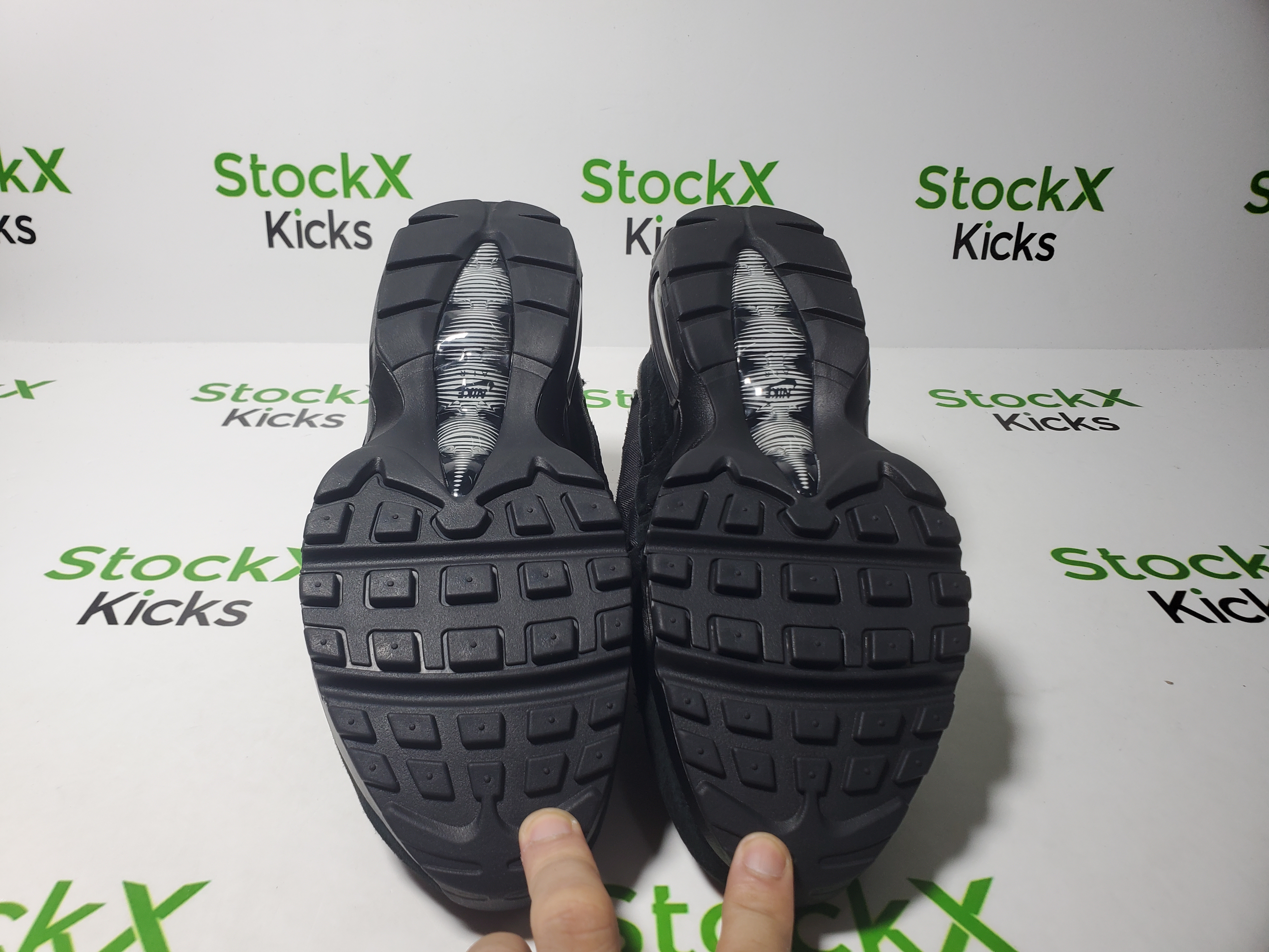 Nike Air Max 95 Comme des Garcons Black CU8406-001 review Stockxkicks 05