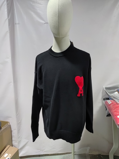 AMI PARIS 21FW Heart Embroidered Crew Neck Sweater Black review 