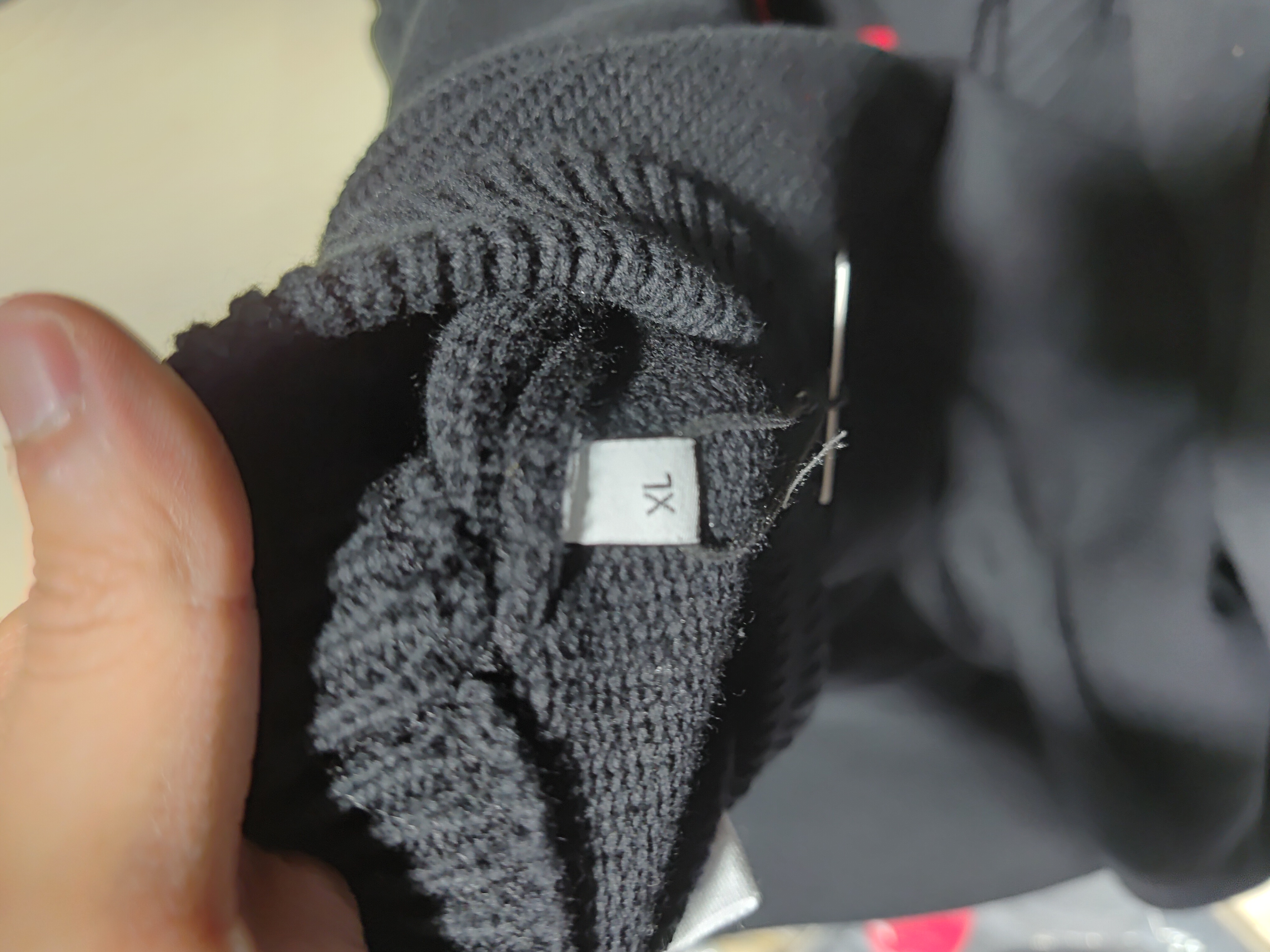 AMI PARIS 21FW Heart Embroidered Crew Neck Sweater Black review Stockxkicks 03