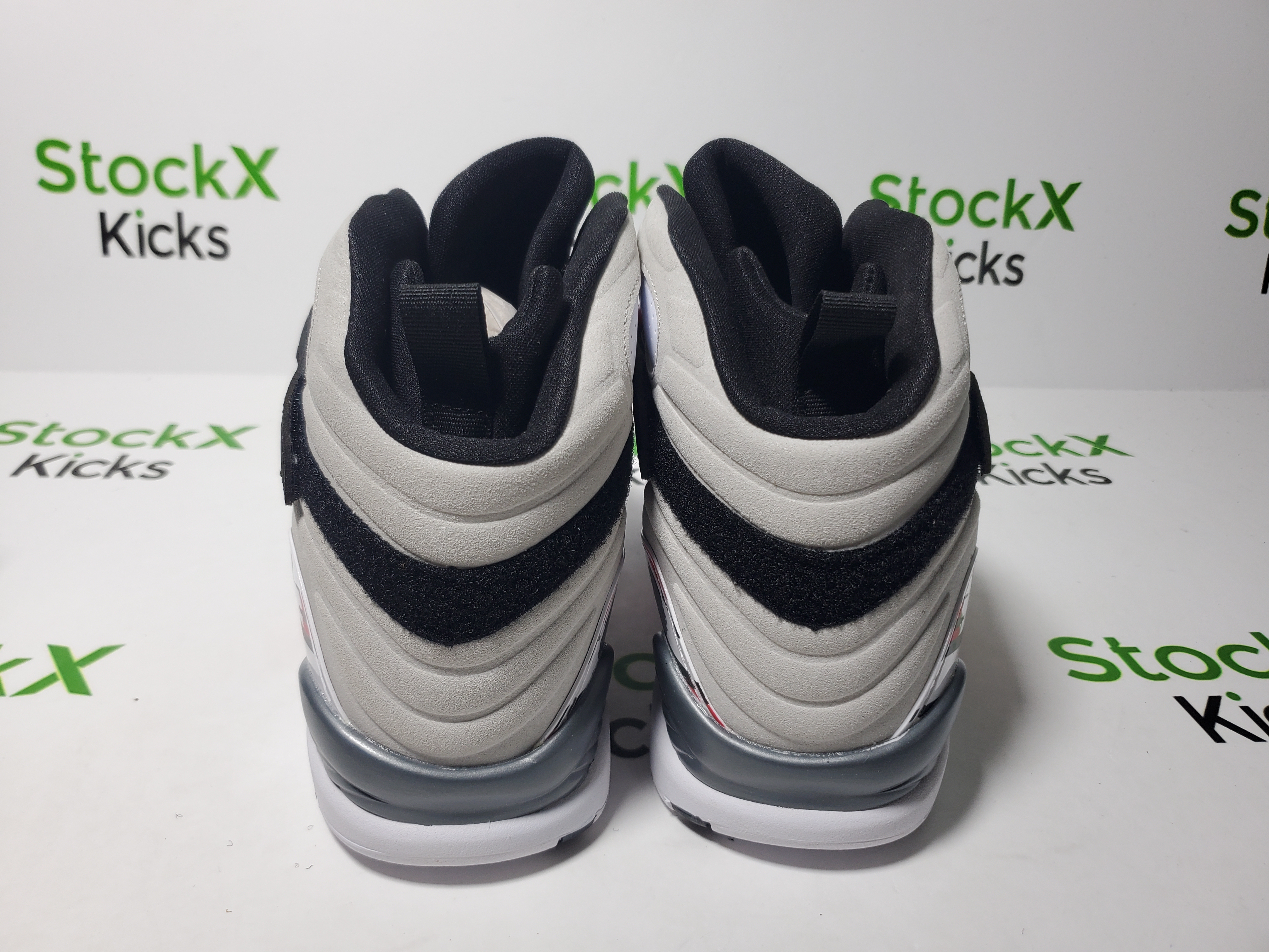 PK God Batch Air Jordan 8 Retro Bugs Bunny 305381-103 review Stockxkicks 03