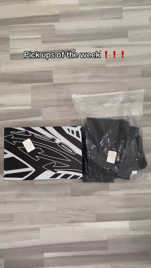 Off White Be Right Back Sneakers Black Purple Red OMIA295F24 FAB00 10012 review 