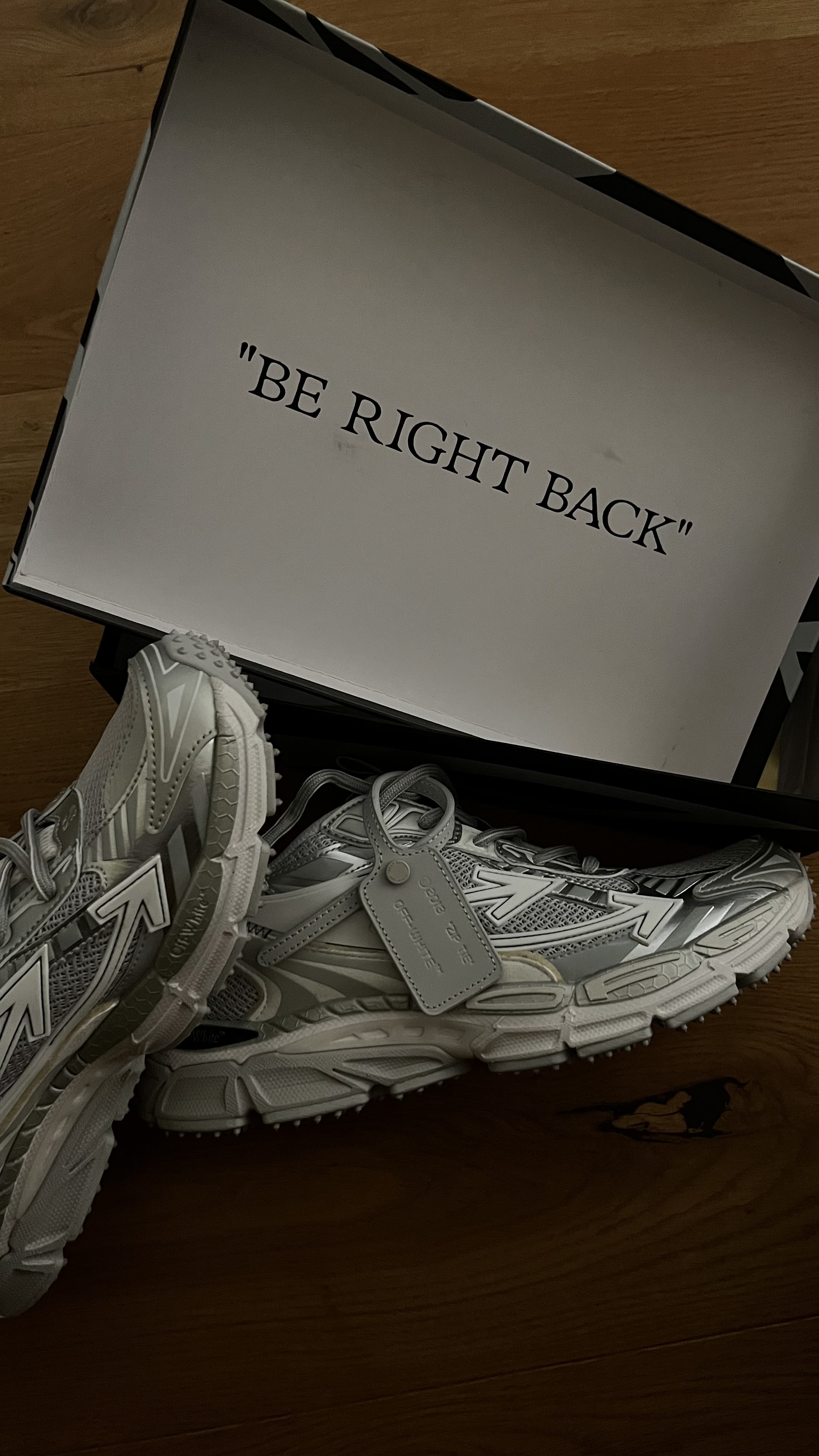 Off White Be Right Back Sneakers Military White Gray OMIA295F24 FAB00 10606 review cqptur 01