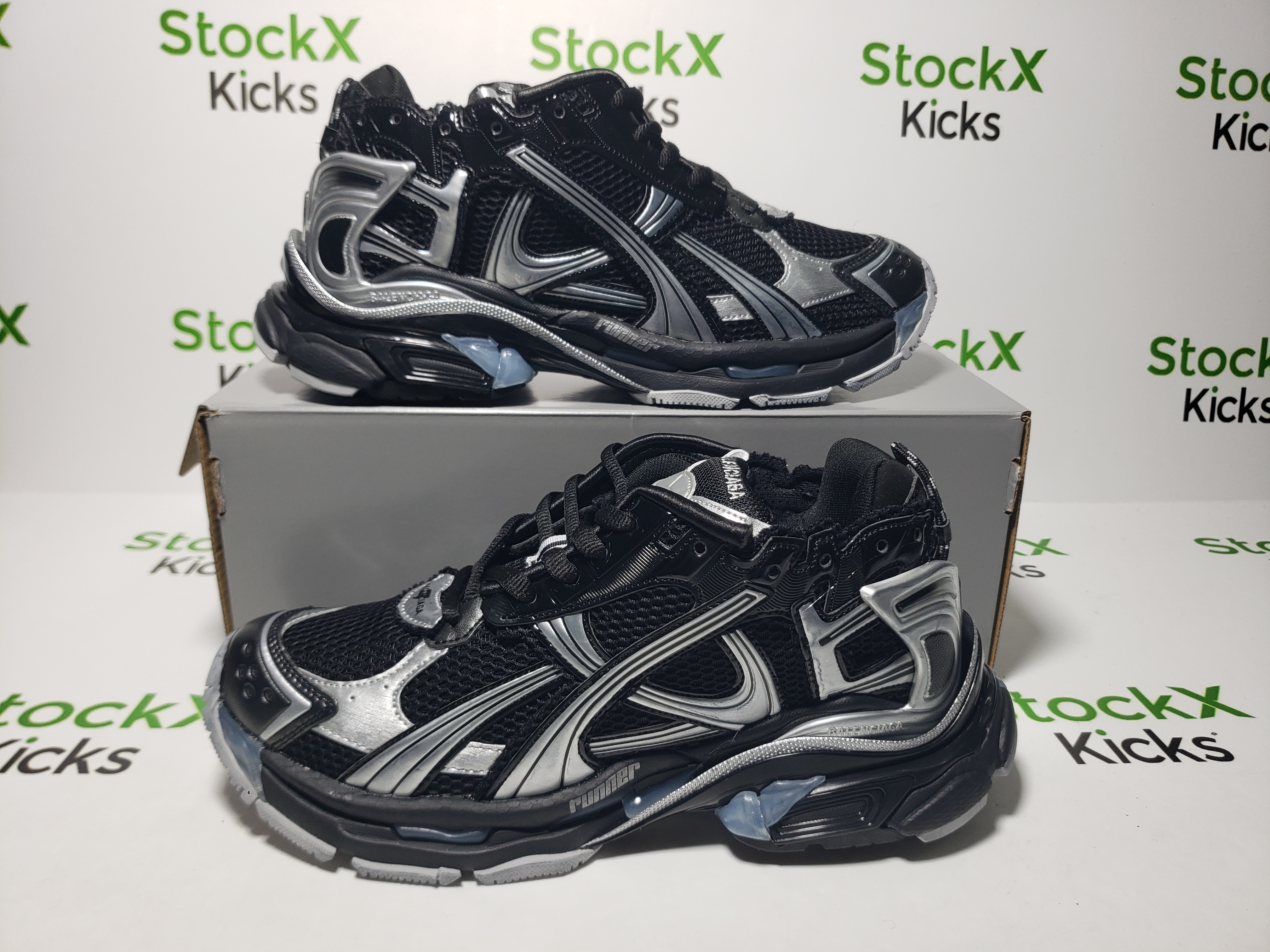 Balenciaga Runner Sneaker Dark Gray 772767 W3RNY 0322 review Stockxkicks 02
