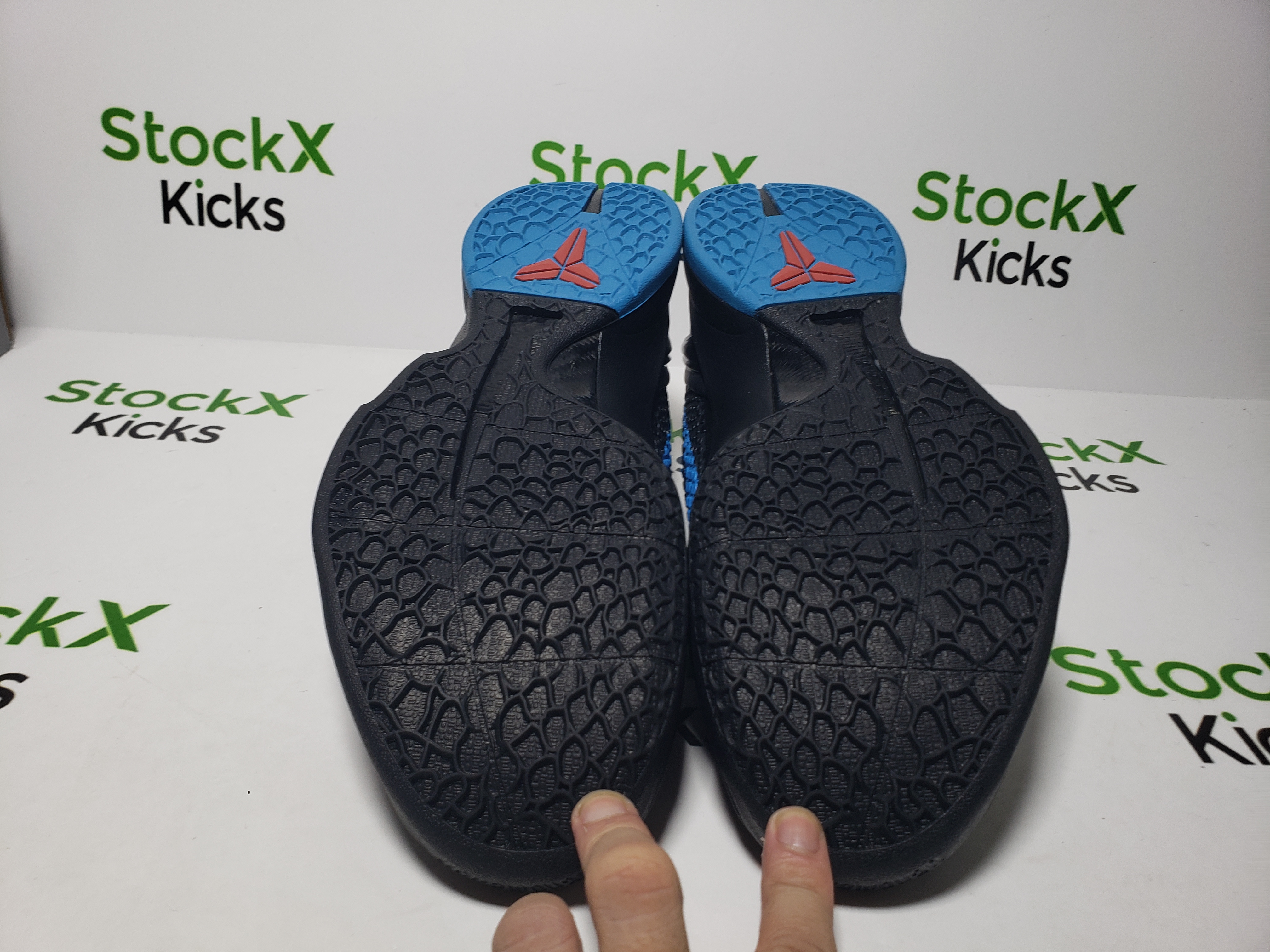 Nike Kobe 6 Dark Knight 429659-016 review Stockxkicks 05