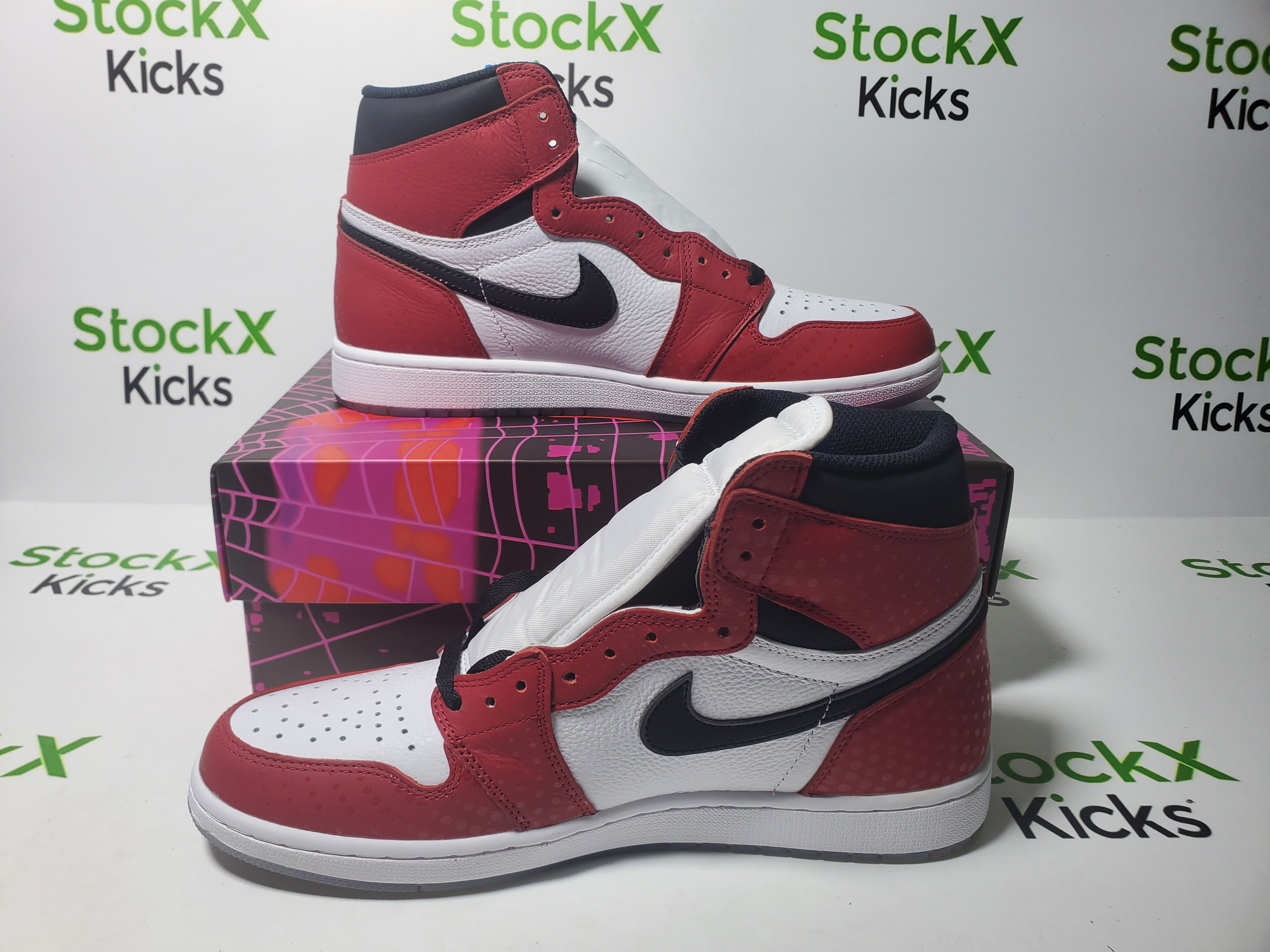 PK God Batch Air Jordan 1 Retro High Spider-Man Origin Story 555088-602 review Stockxkicks 06