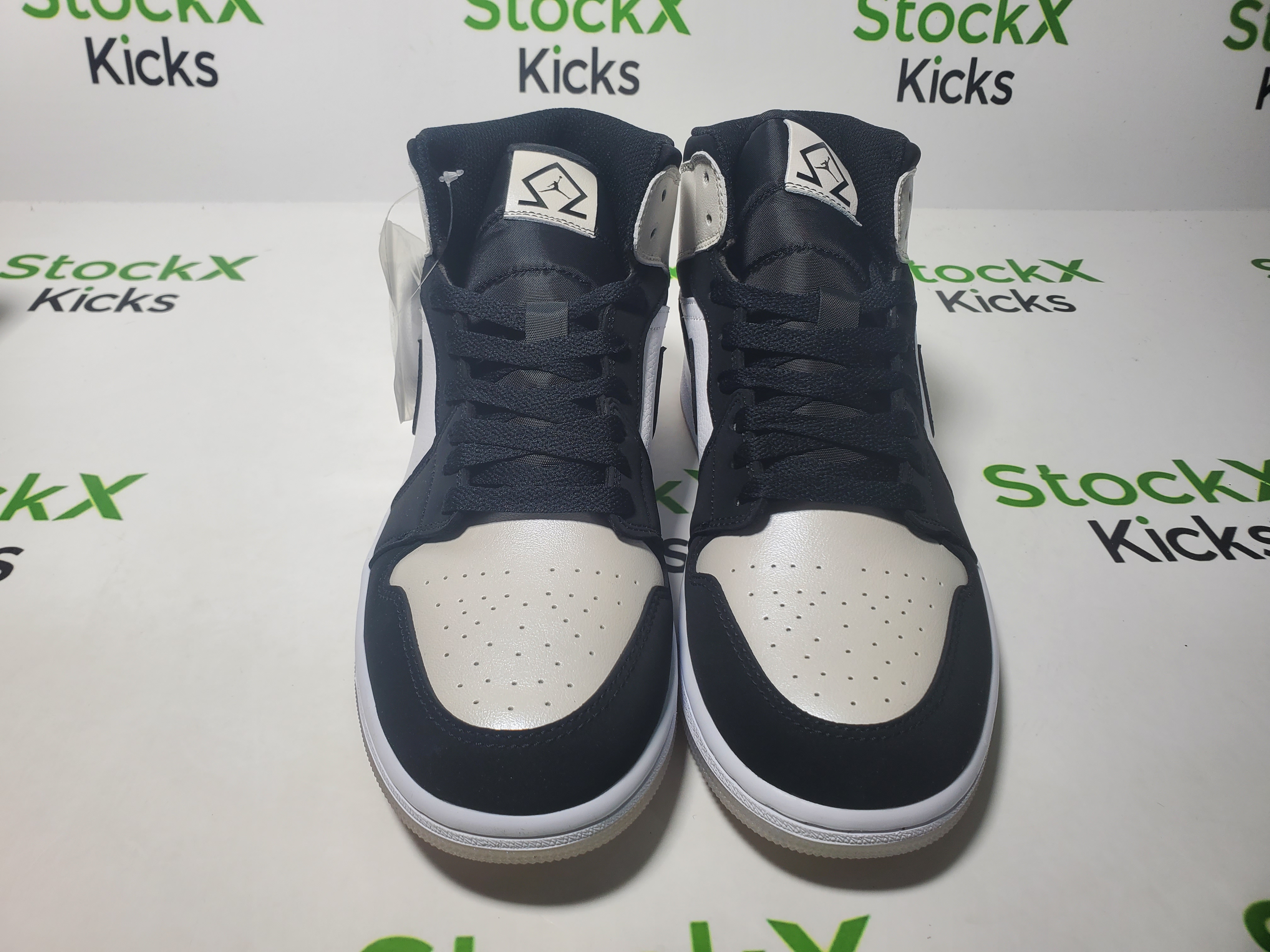 LJR Batch Air Jordan 1 Mid Diamond Shorts DH6933-100 review Stockxkicks 04