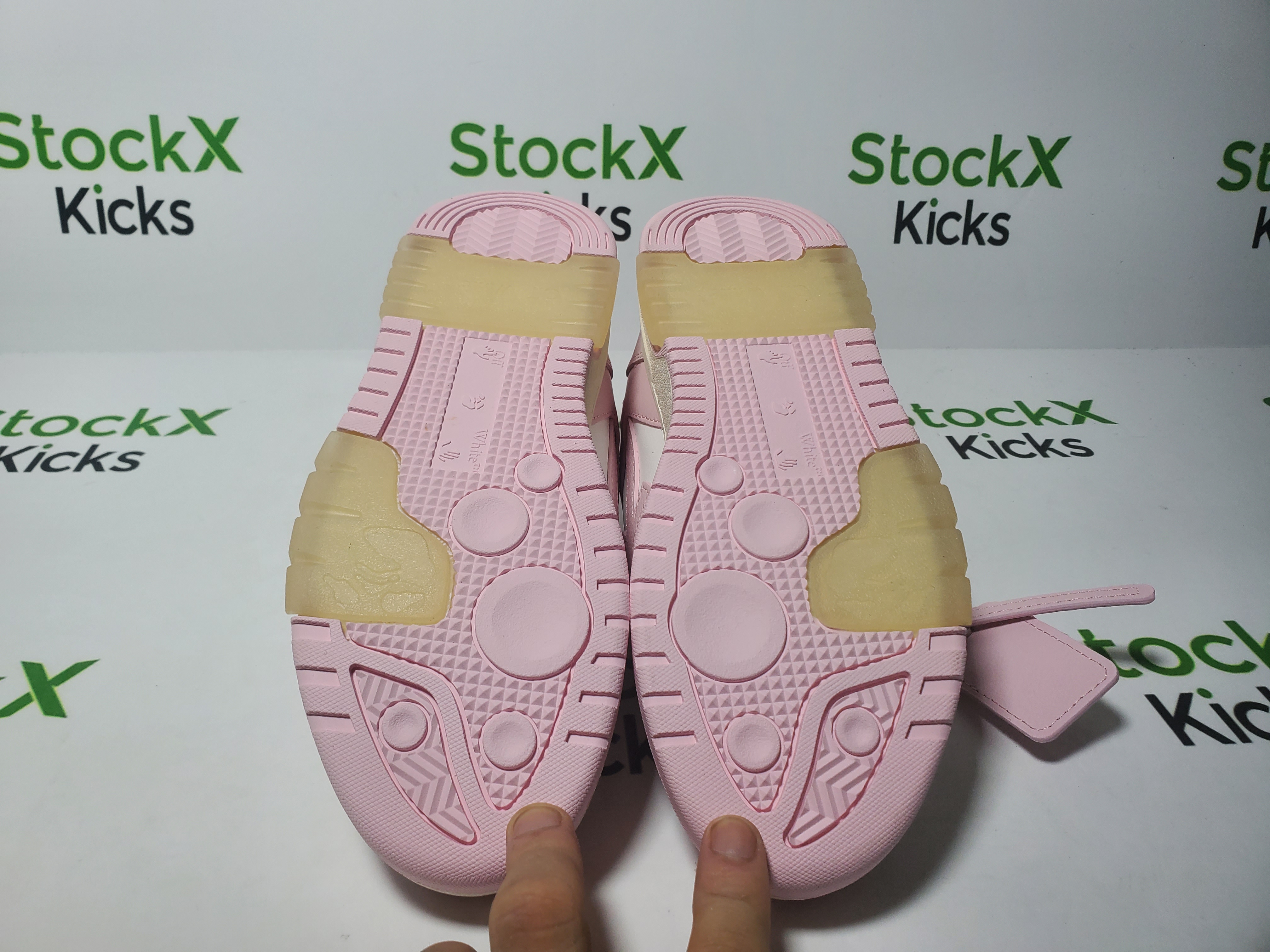 PK God Batch OFF-WHITE Out Of Office "OOO" Low Tops White Pink OWIA259S22LEA0010130 review Stockxkicks 05