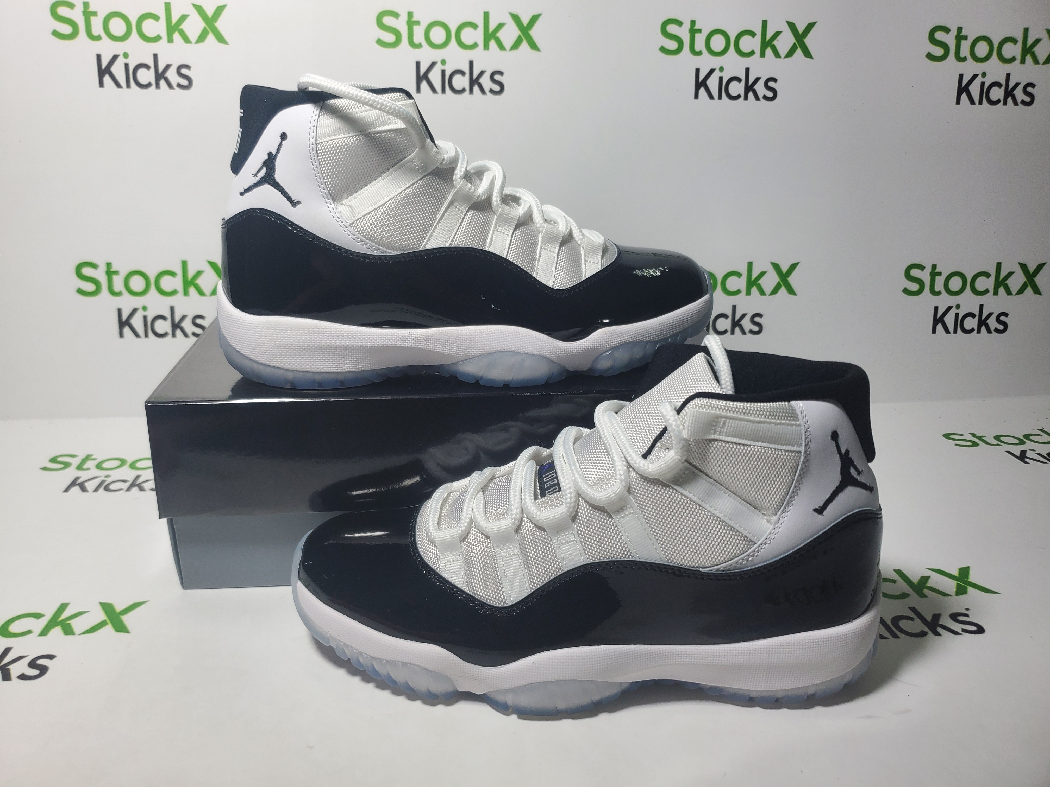 PK God Batch Air Jordan 11 Retro Concord (2018) 378037-100 review Stockxkicks 01