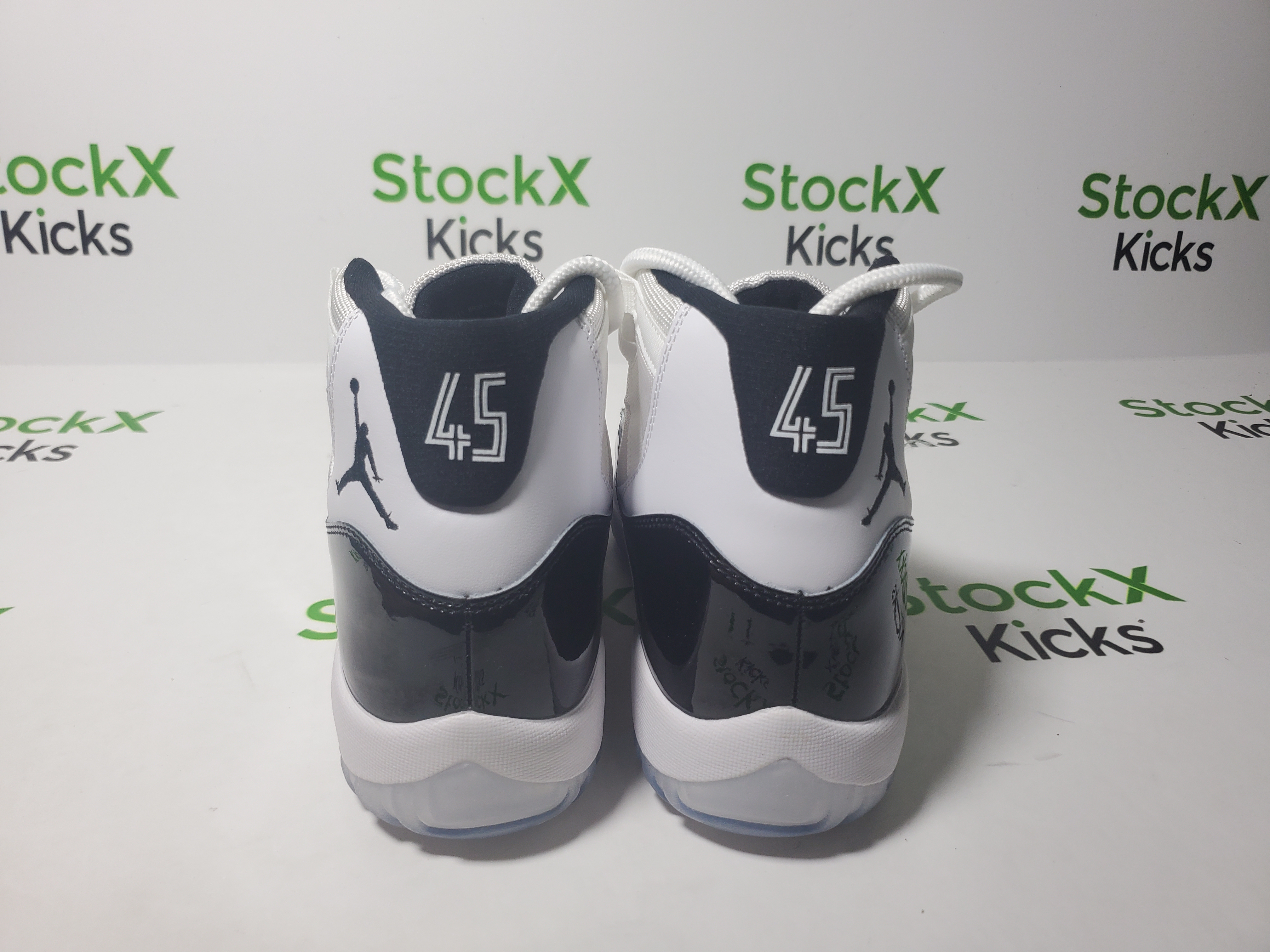 PK God Batch Air Jordan 11 Retro Concord (2018) 378037-100 review Stockxkicks 03