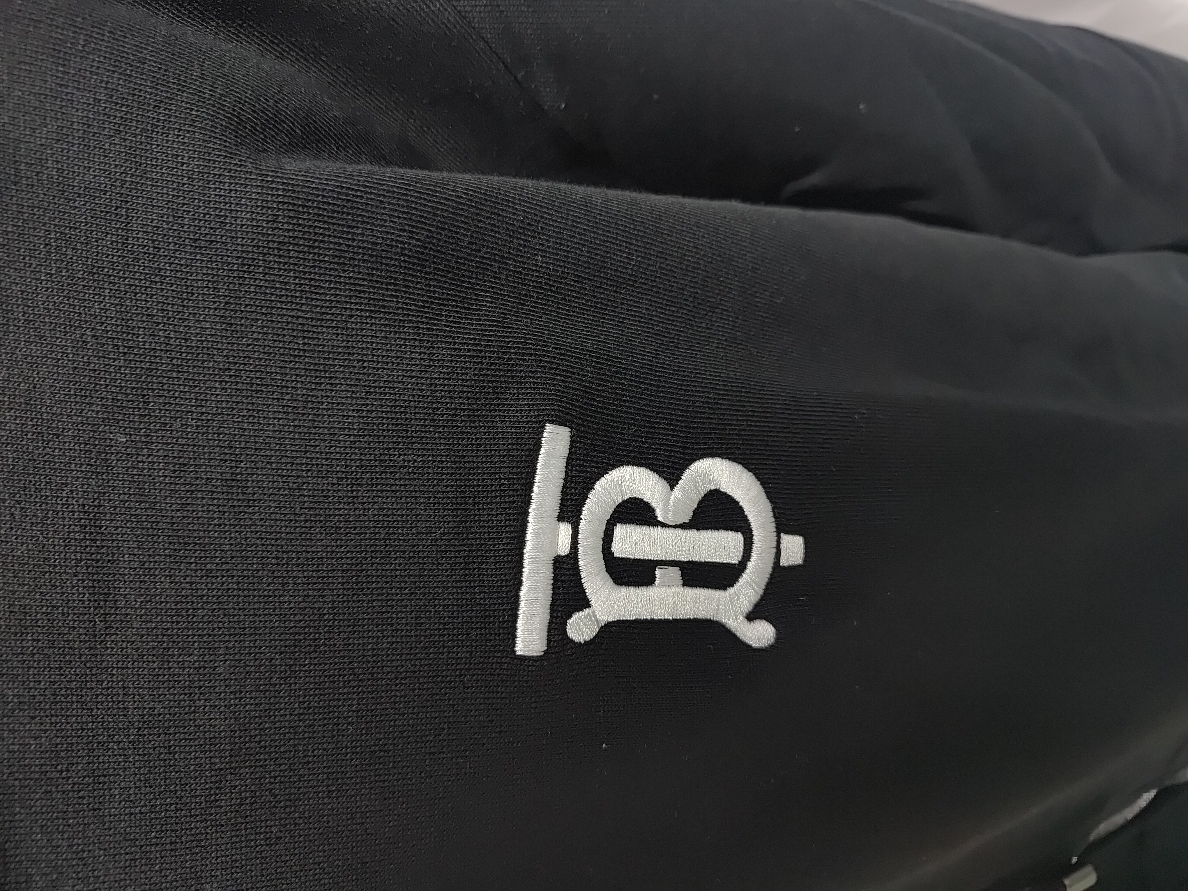 Burberry Logo Check Hooded Zip-Up Sweatshirt Black review Stockxkicks 02