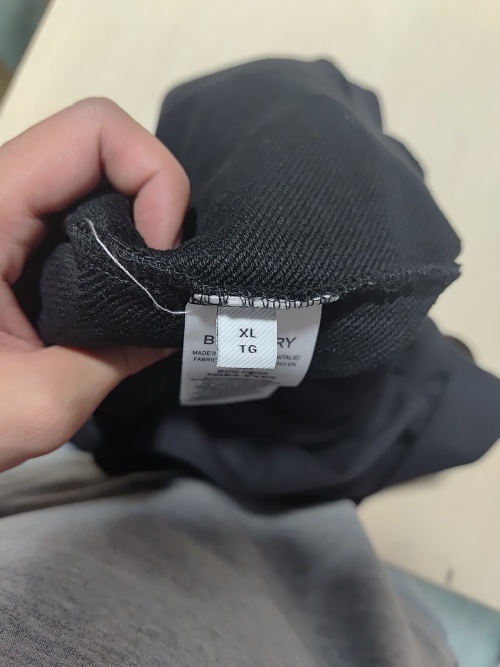 Burberry Logo Check Hooded Zip-Up Sweatshirt Black review 