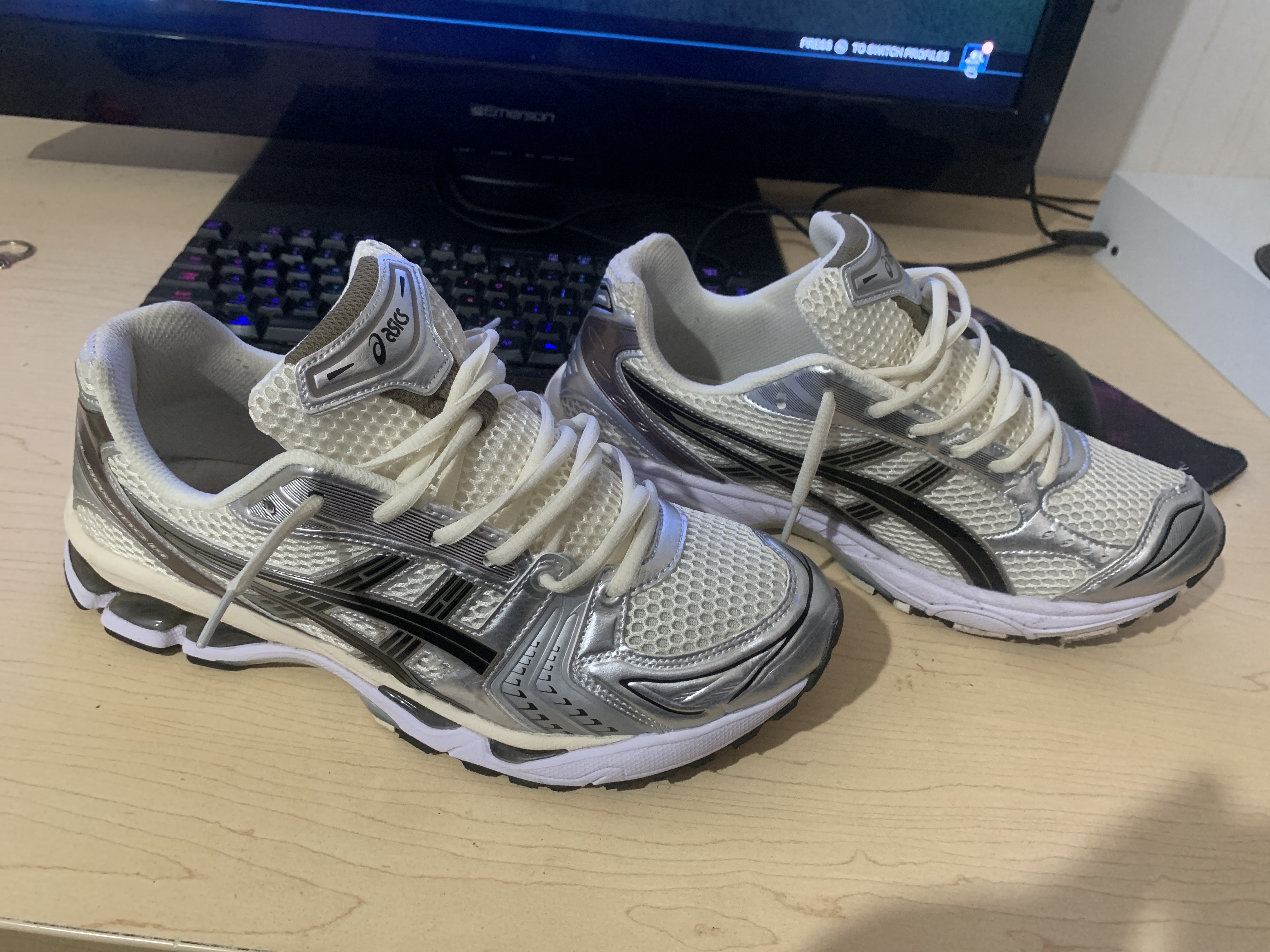 ASICS Gel-Kayano 14 Cream Black Metallic Plum 1201A019-108 review Izzy 00