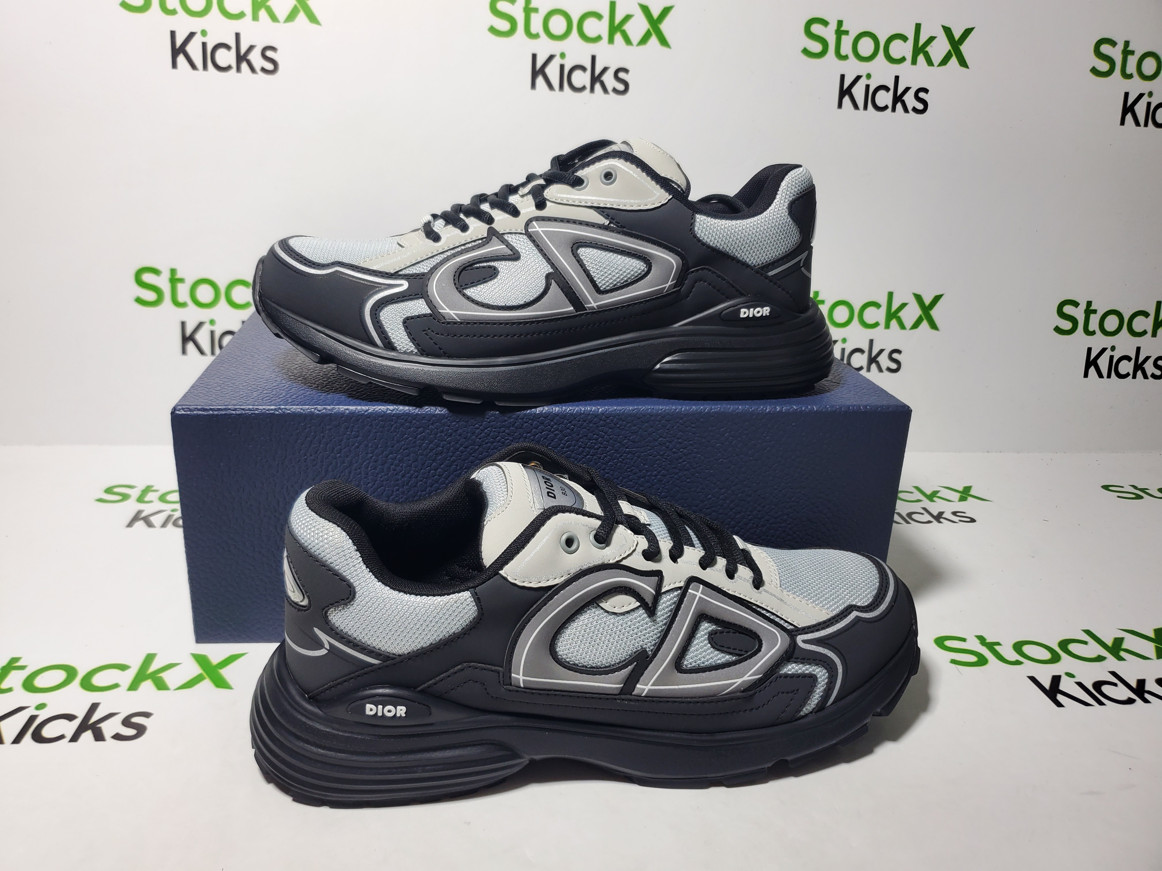 Dior B30 Round Head Logo Sneakers Patent Leather Gray review Stockxkicks 01