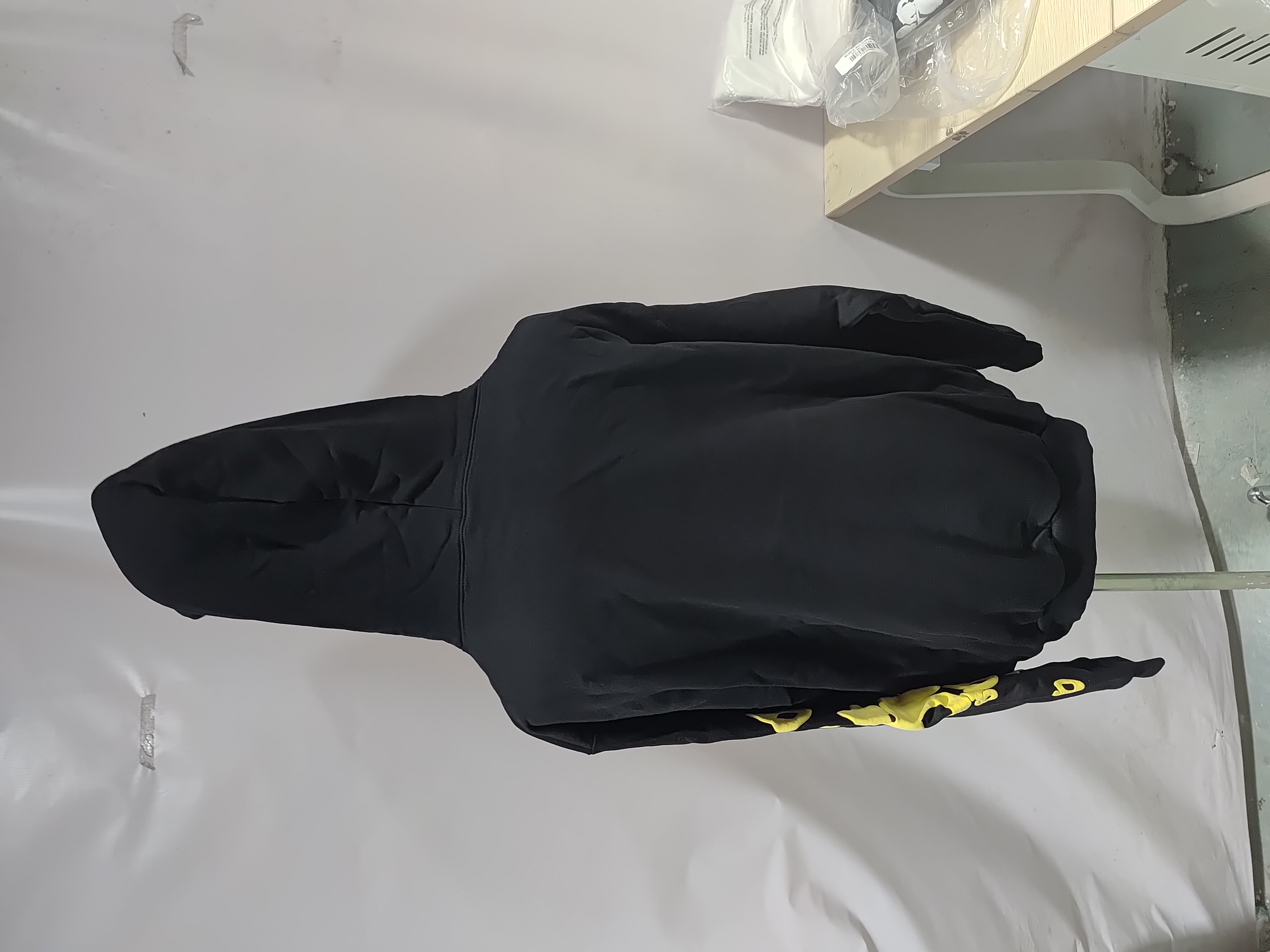 Sp5der Beluga Hoodie Onyx/Yellow YZ GE936 review Stockxkicks 04