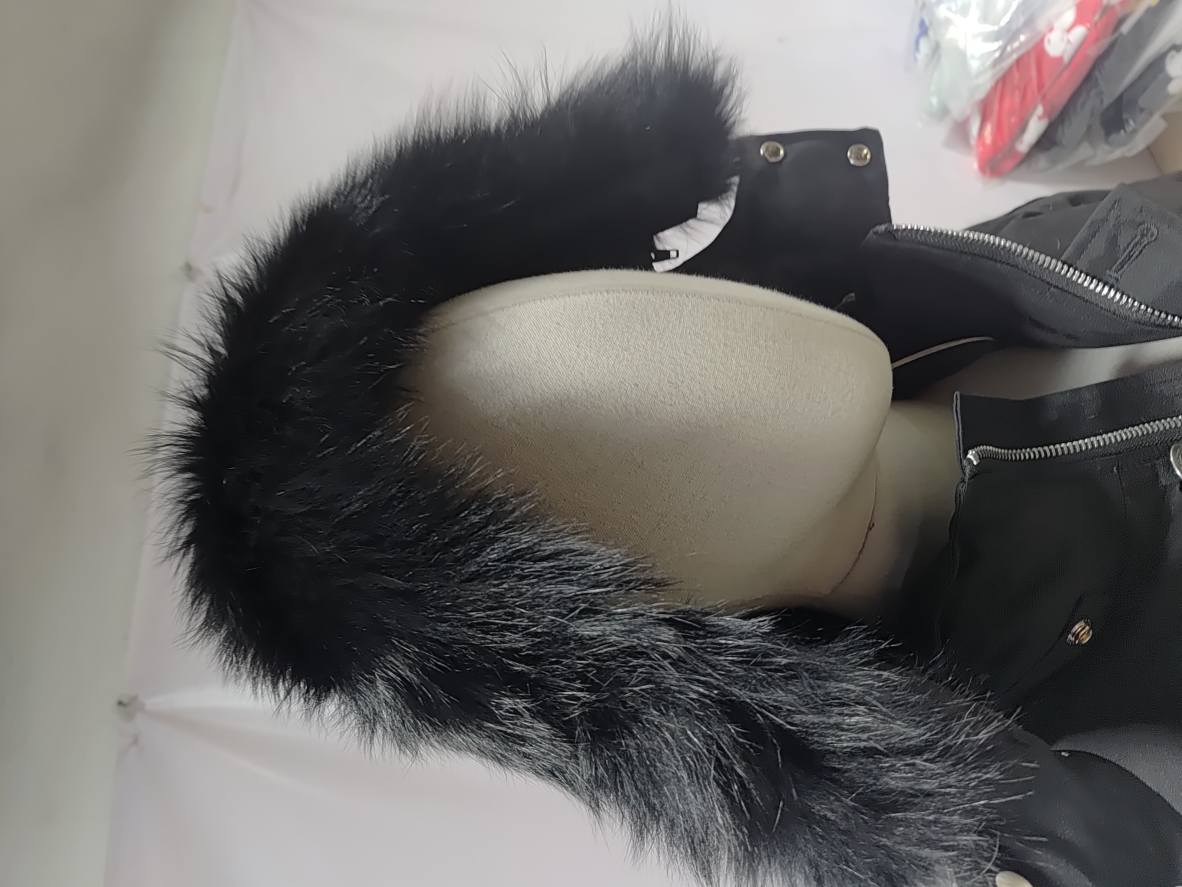 Moose Knuckles 3Q Fur Hood Parka Black（NFC) review Stockxkicks 03