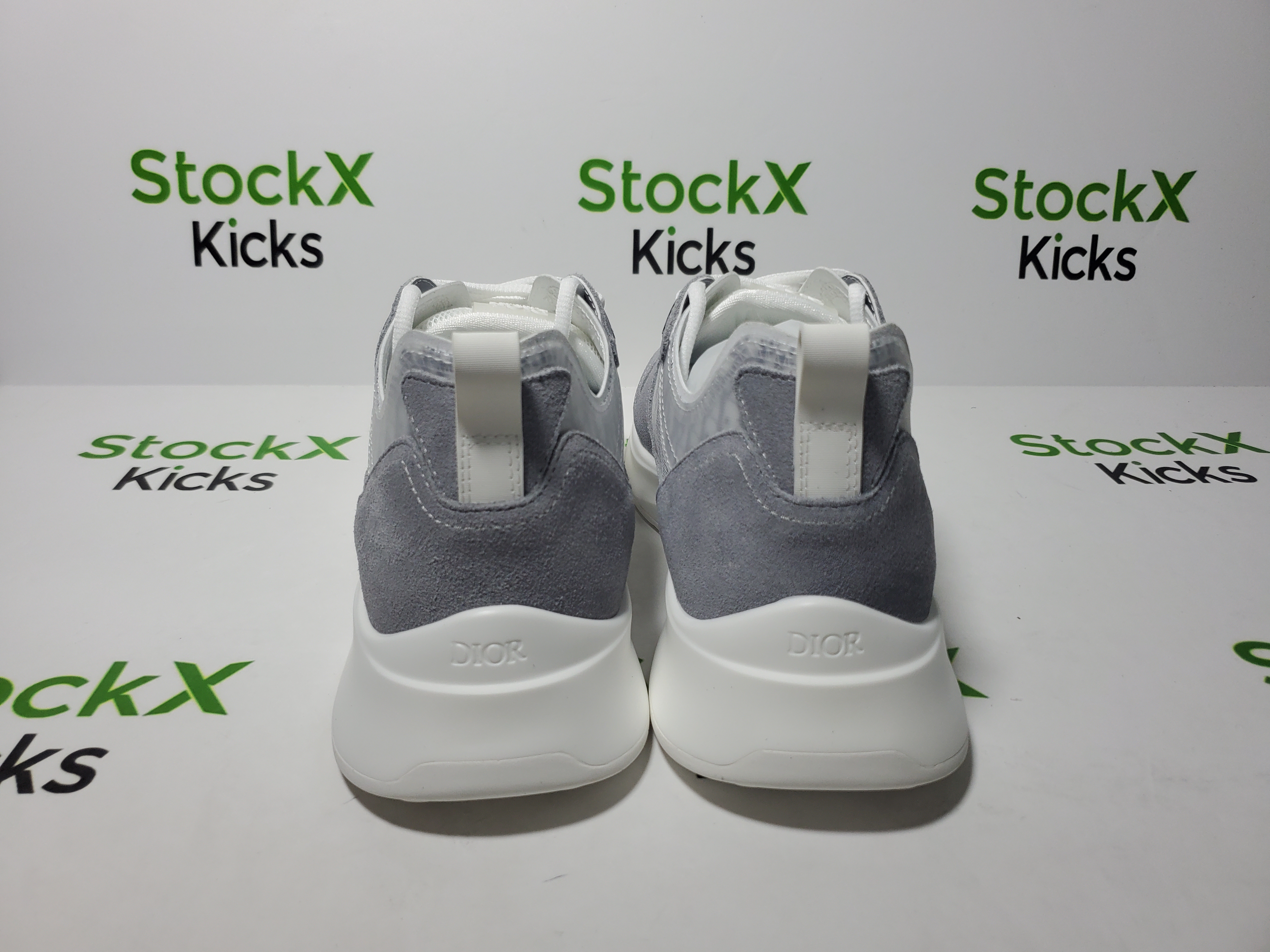 Dior B25 Runner Gray Suede 3SN283ZMI-H865 review Stockxkicks 03