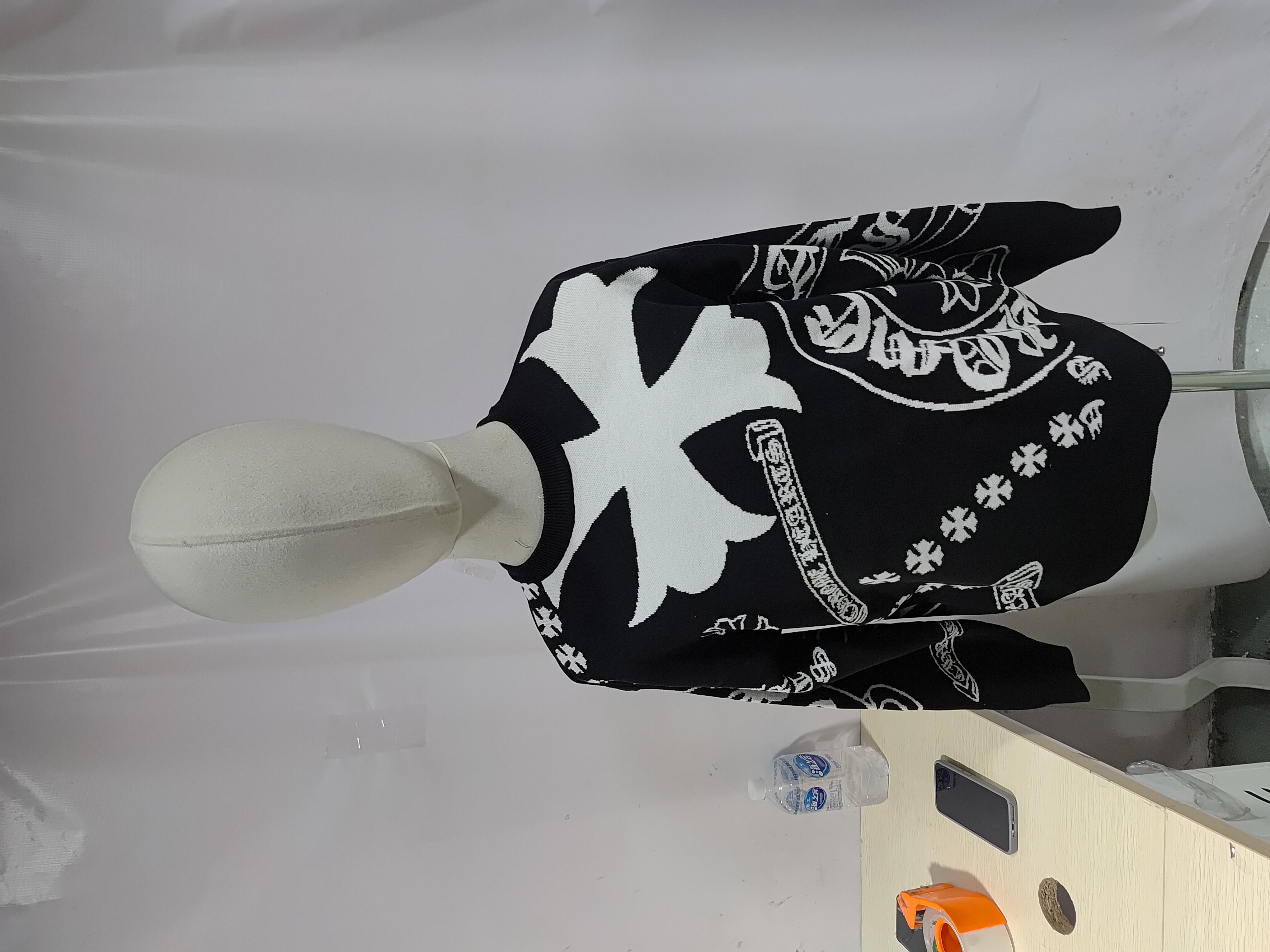 CHROME HEARTS Sweater 8389 review Stockxkicks 01