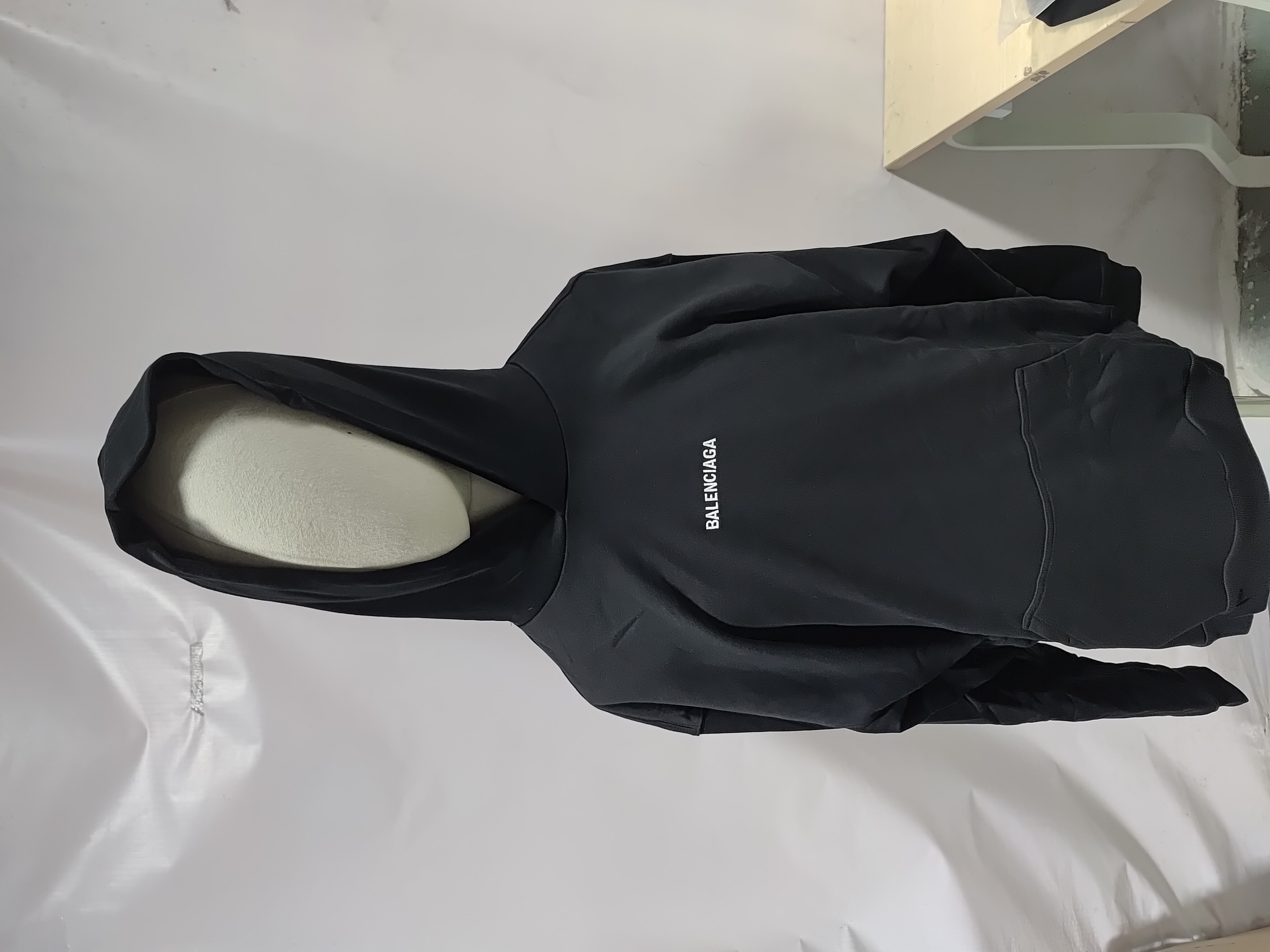 Balenciaga Back Cropped Hoodie In Black review Stockxkicks 01