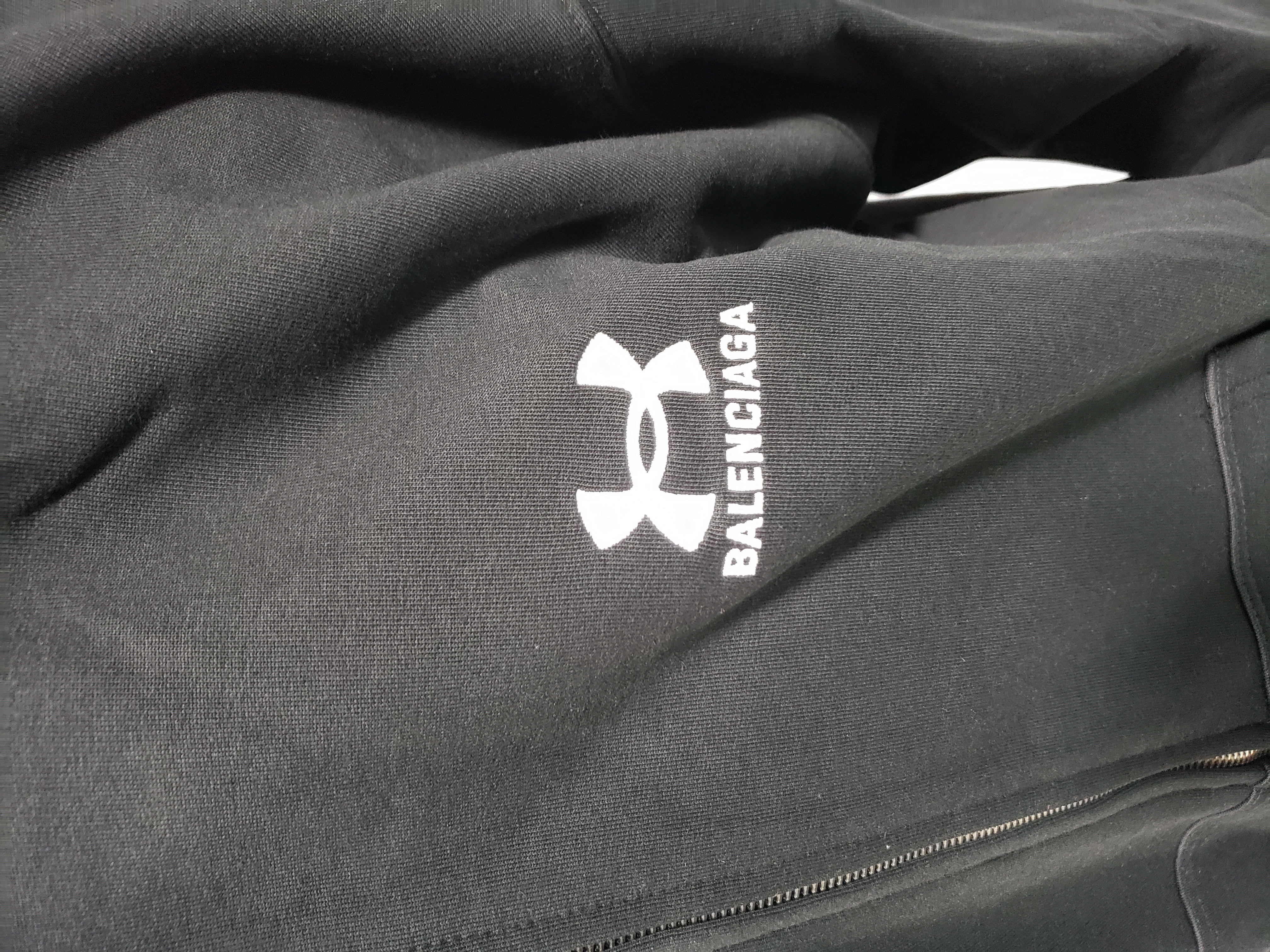 Balenciaga x Under Armour Zip Up Hoodie 'Black/White' review Stockxkicks 02