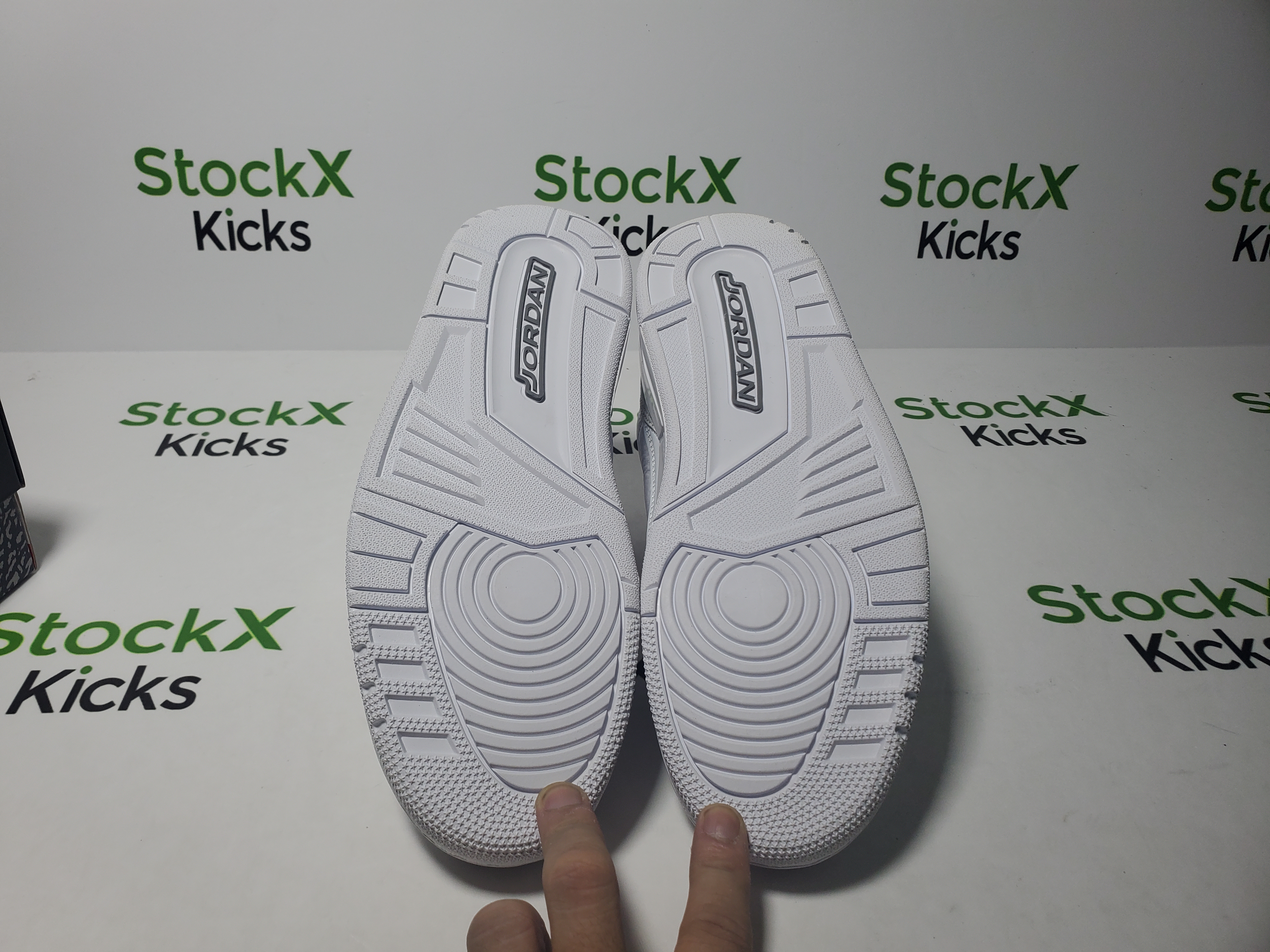 PK God Batch Air Jordan 3 Retro 'Pure Money' 2025 CT8532-111 review Stockxkicks 05