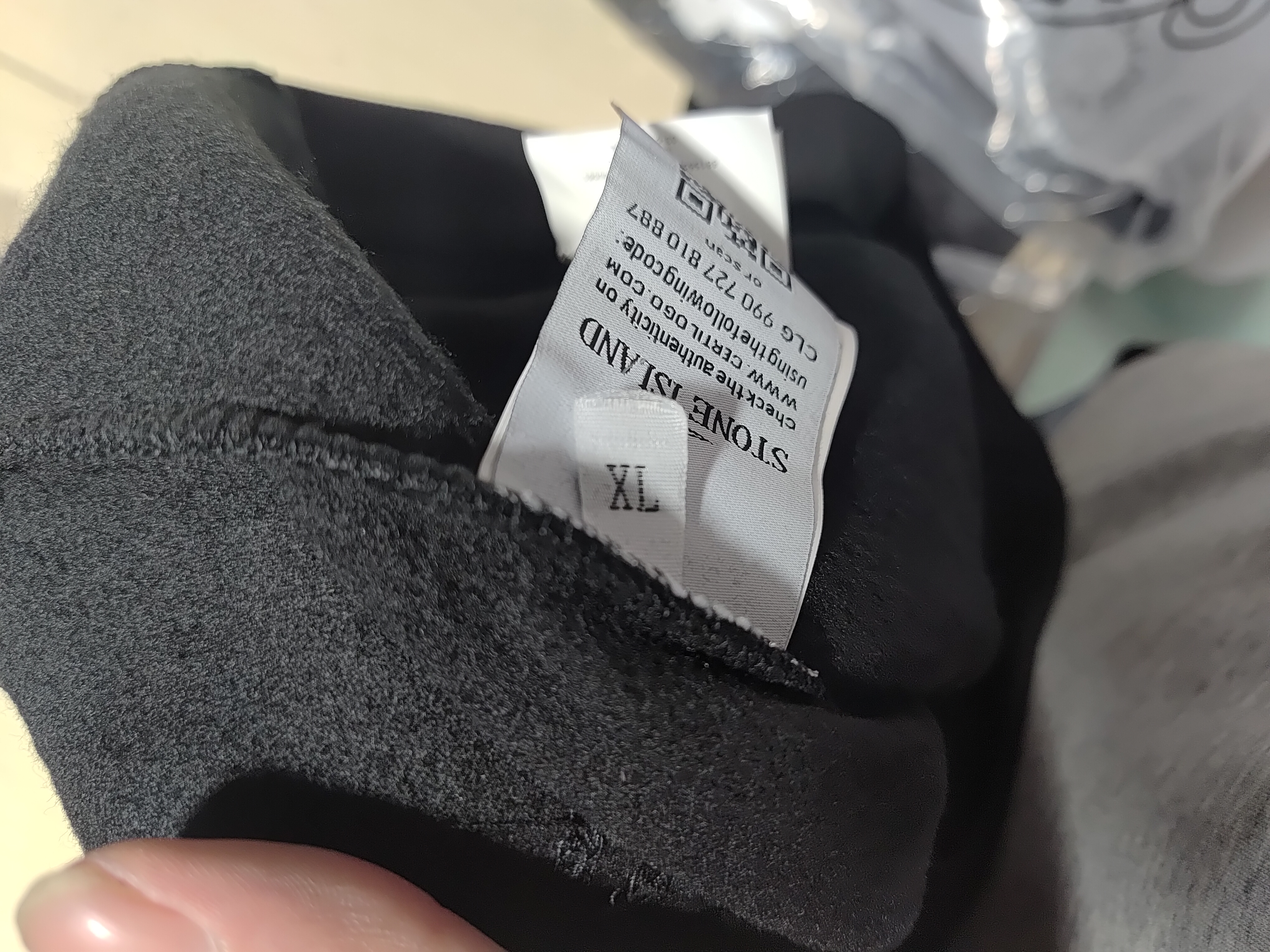 Stone Island Hoodie YZ 262 review Stockxkicks 04