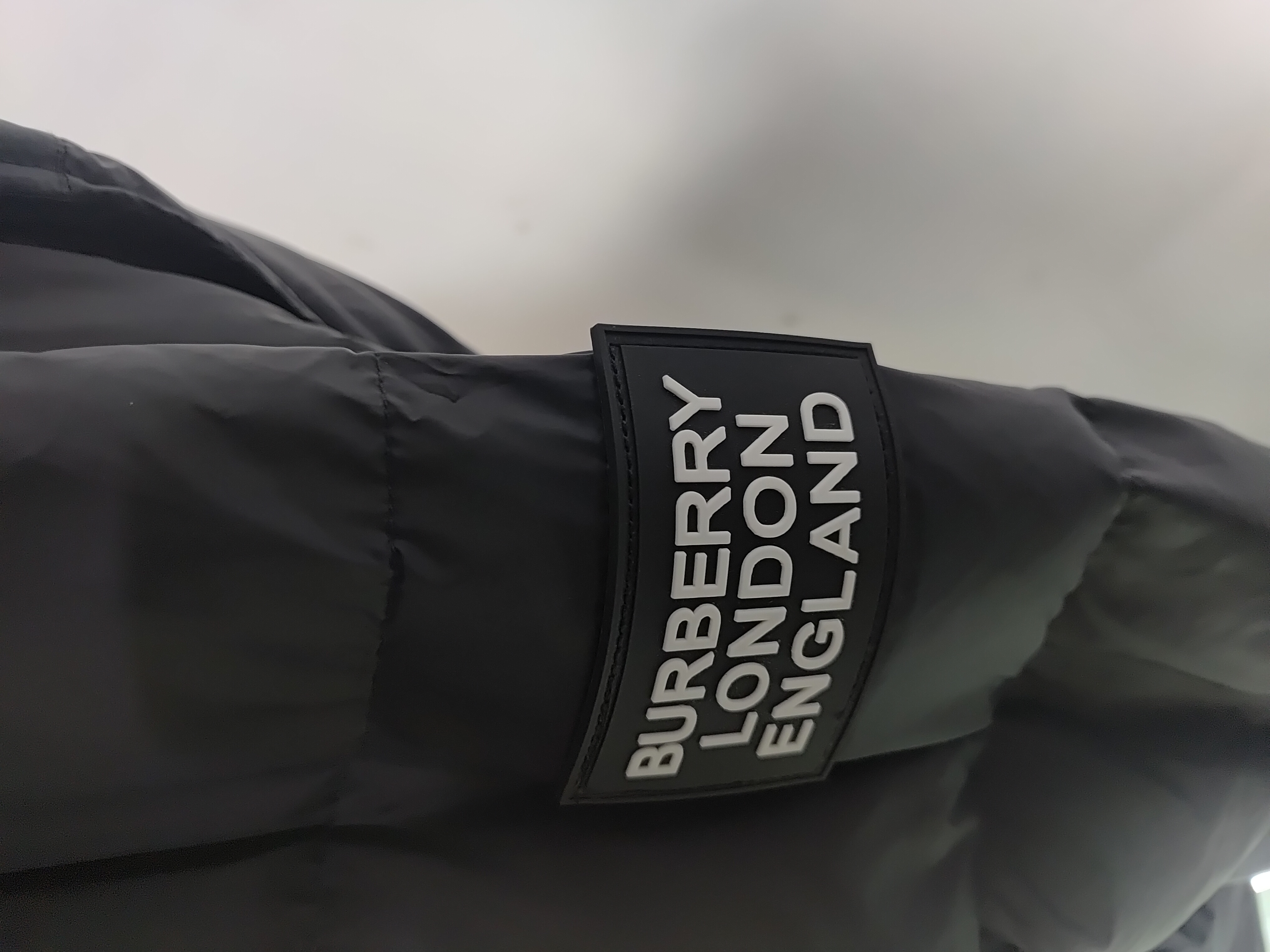 Burberry Hooded Puffer Jacket with Hood review Stockxkicks 02