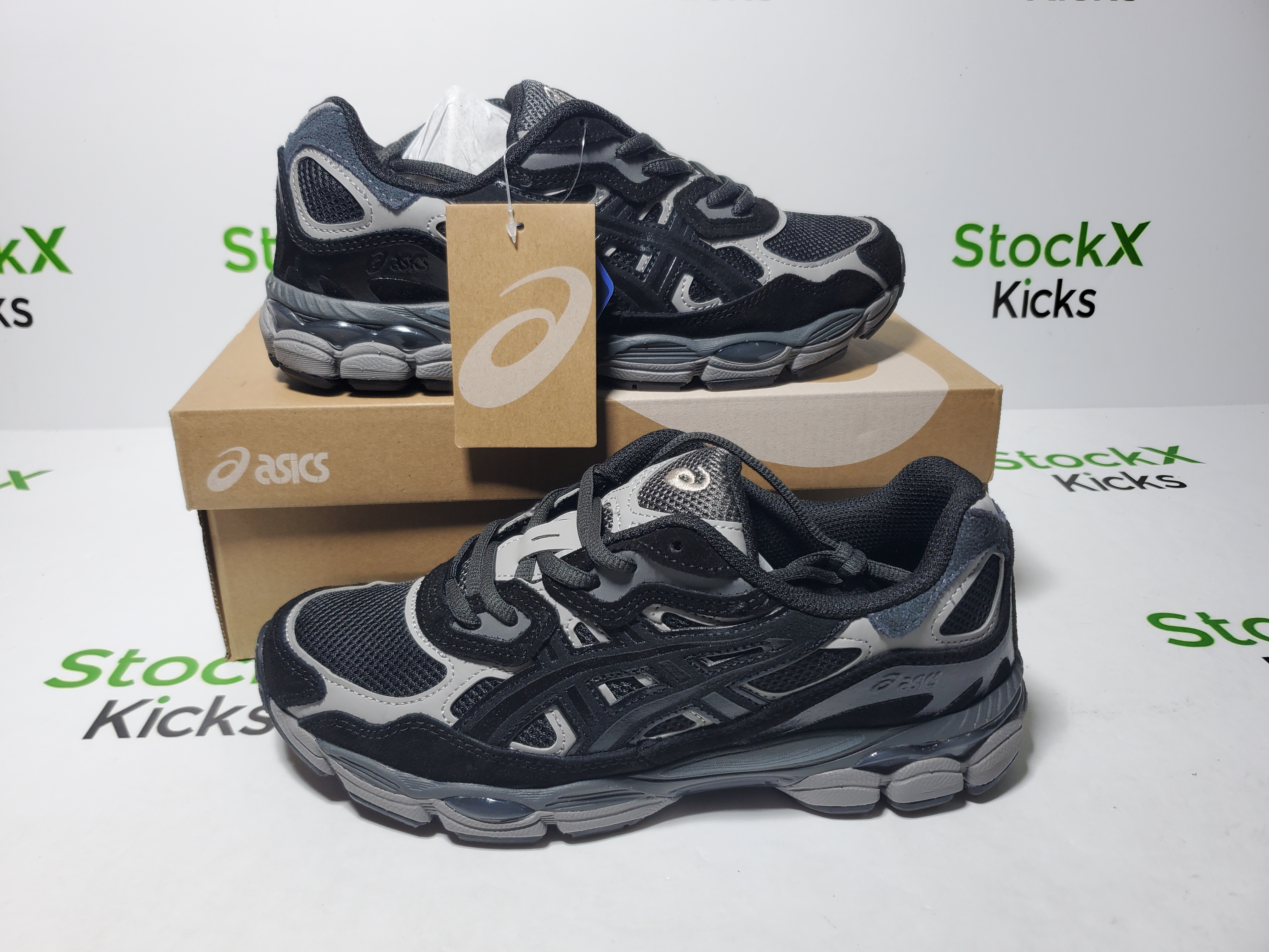 ASICS Gel-NYC Graphite Grey Black 1201A789 review Stockxkicks 01