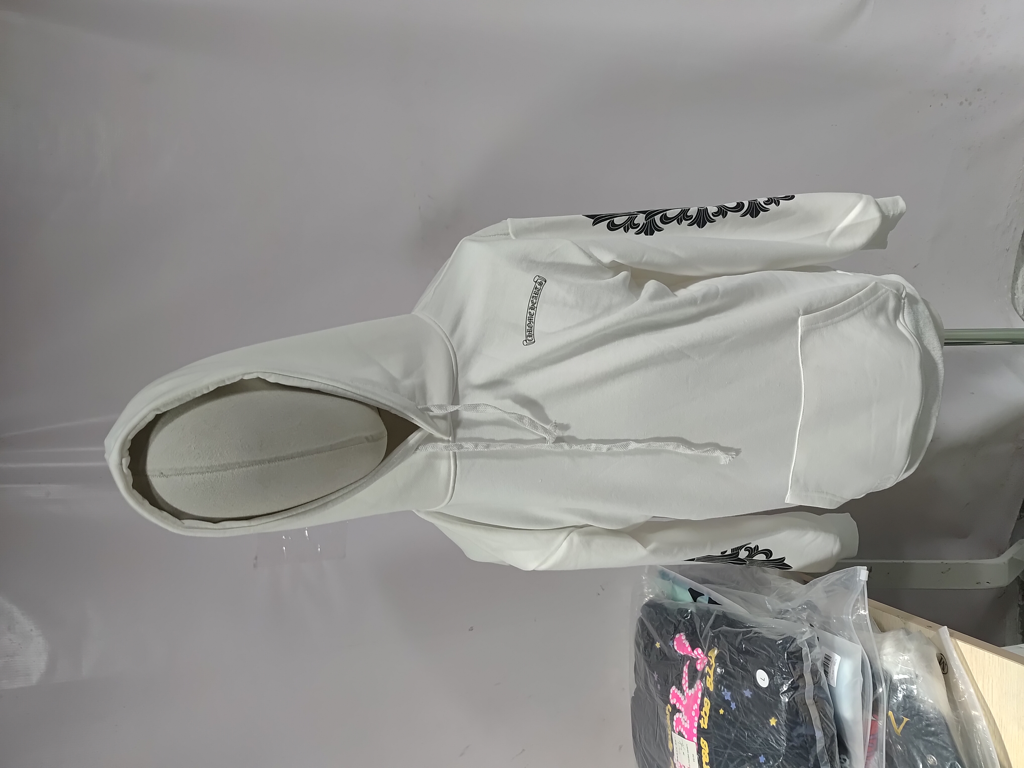 CHROME HEARTS Hoodie 8992 review Stockxkicks 01