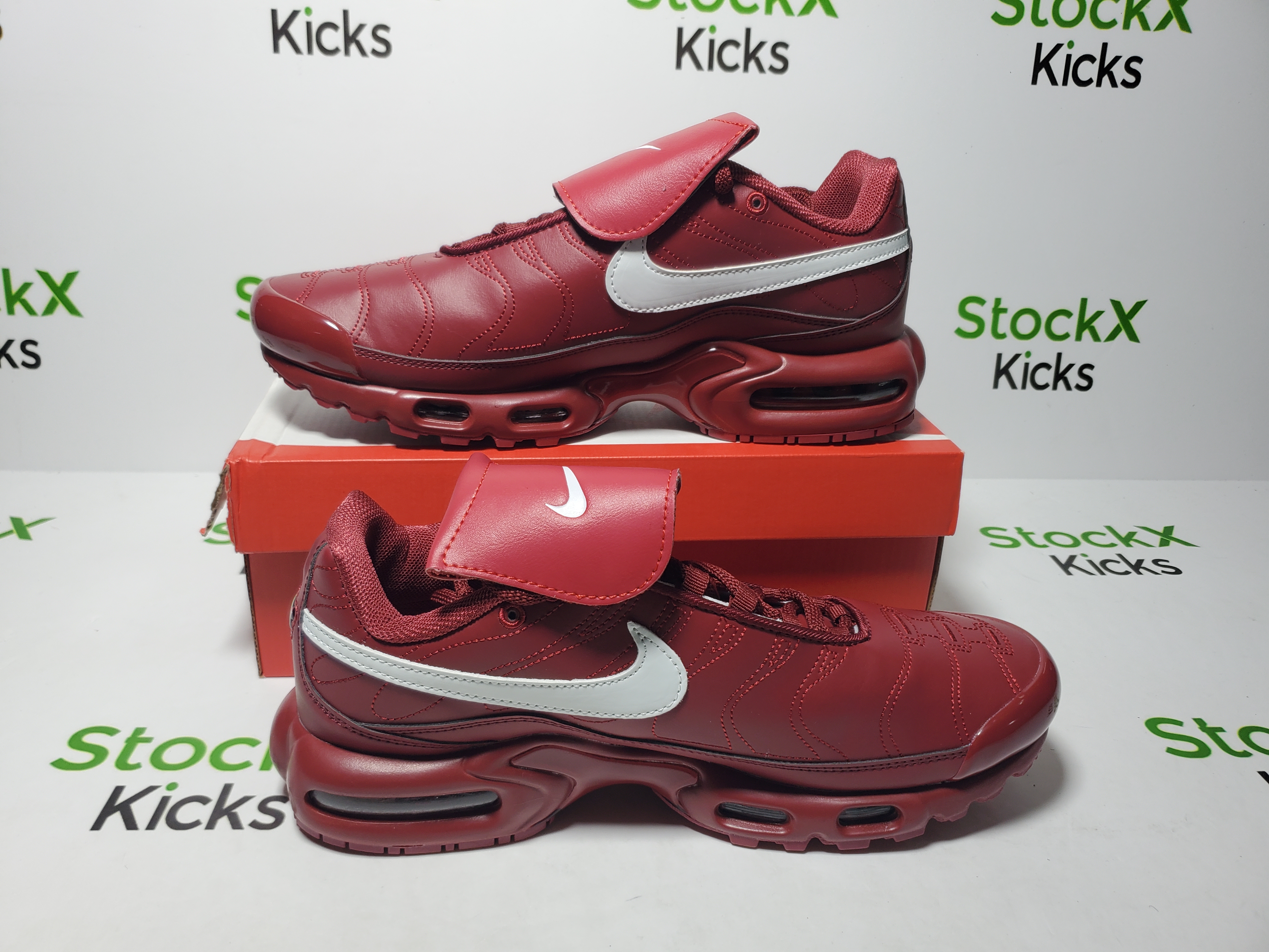 PK God Batch Air Max Plus TNPO Team Red and Sail HM5654-600 review Stockxkicks 01