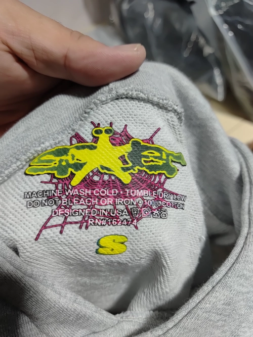 Sp5der OG Web Hoodie & Sweatpant Set Grey review 